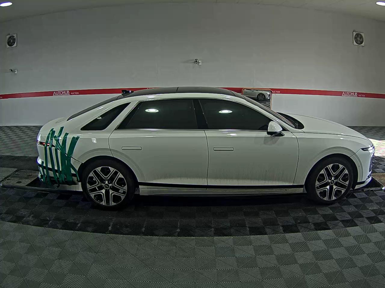 Hyundai Grandeur - 3