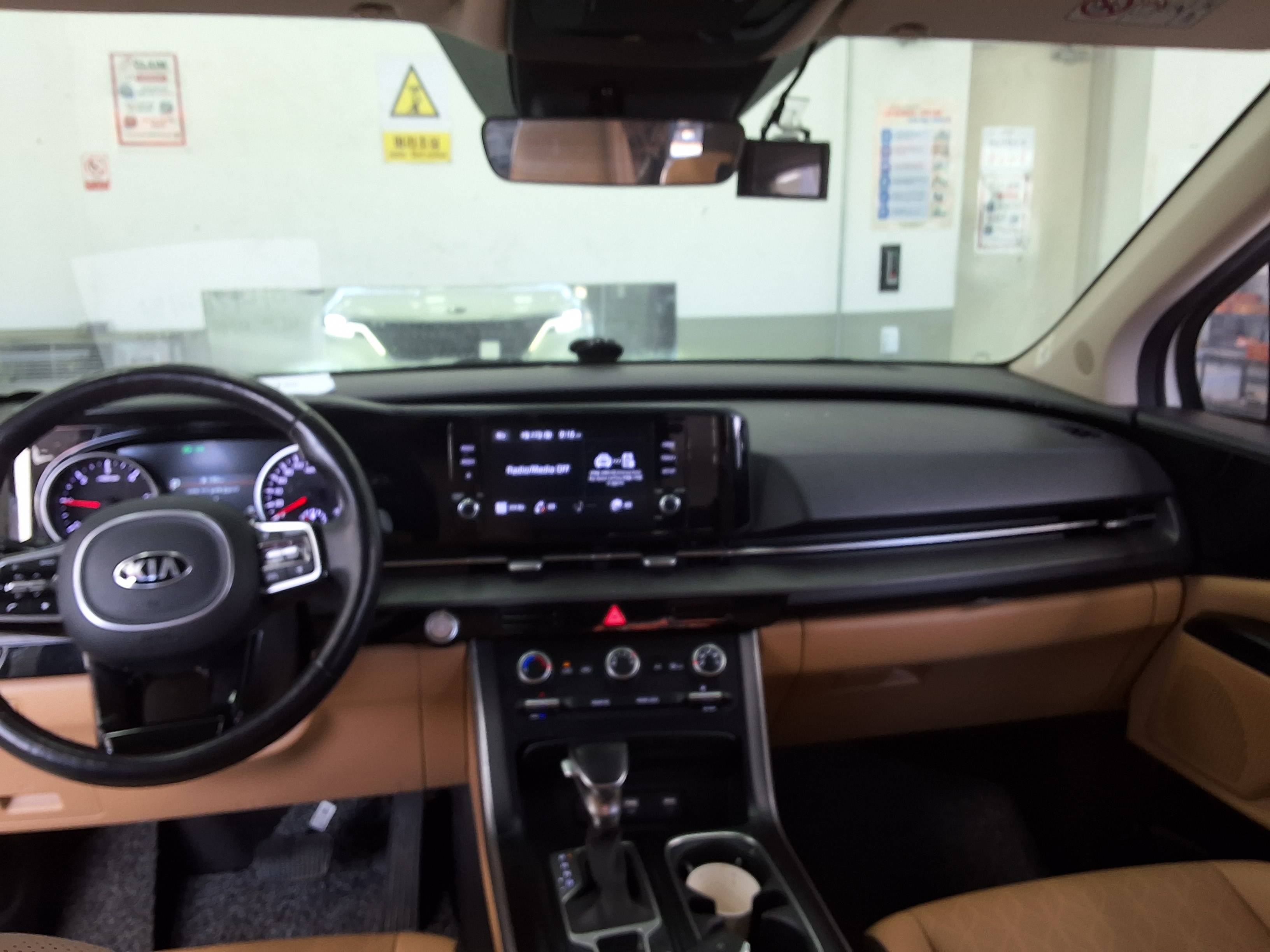 Kia Carnival 2021 - Image 10