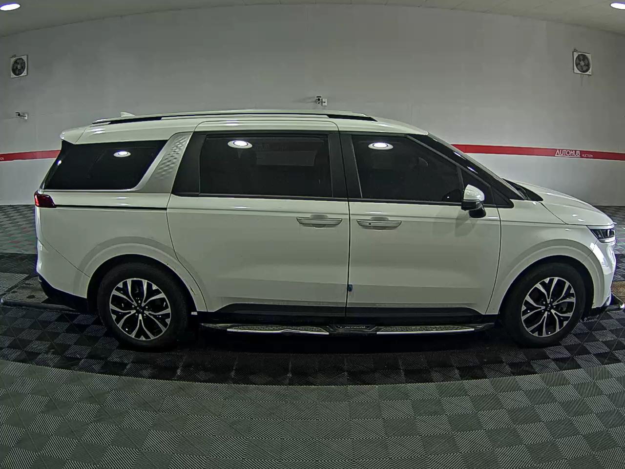 Kia Carnival 2021 - Image 3