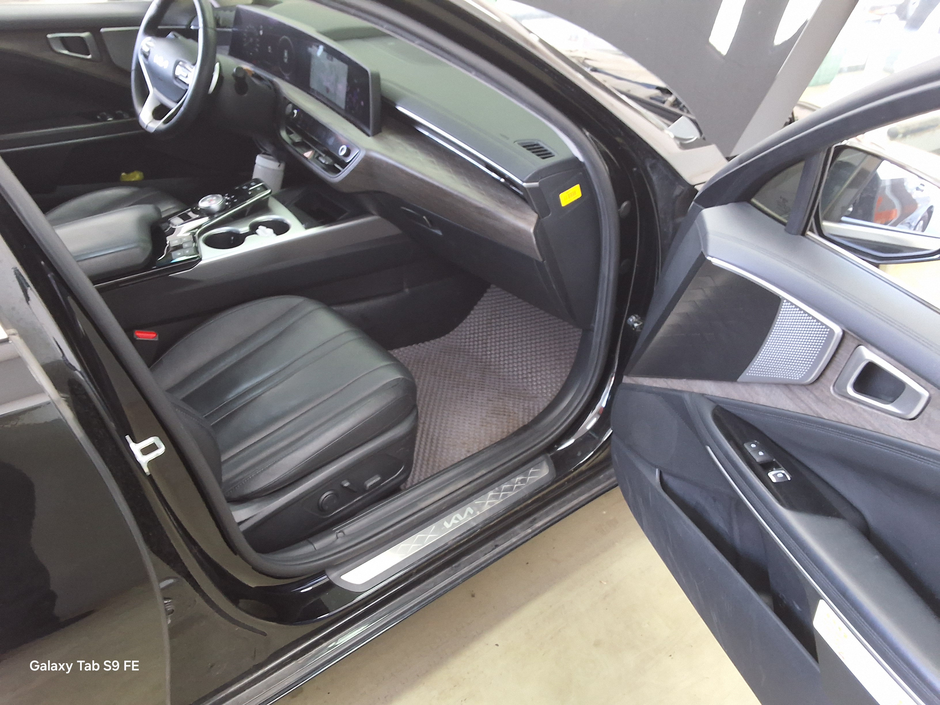 Kia K8 2022 - Image 13