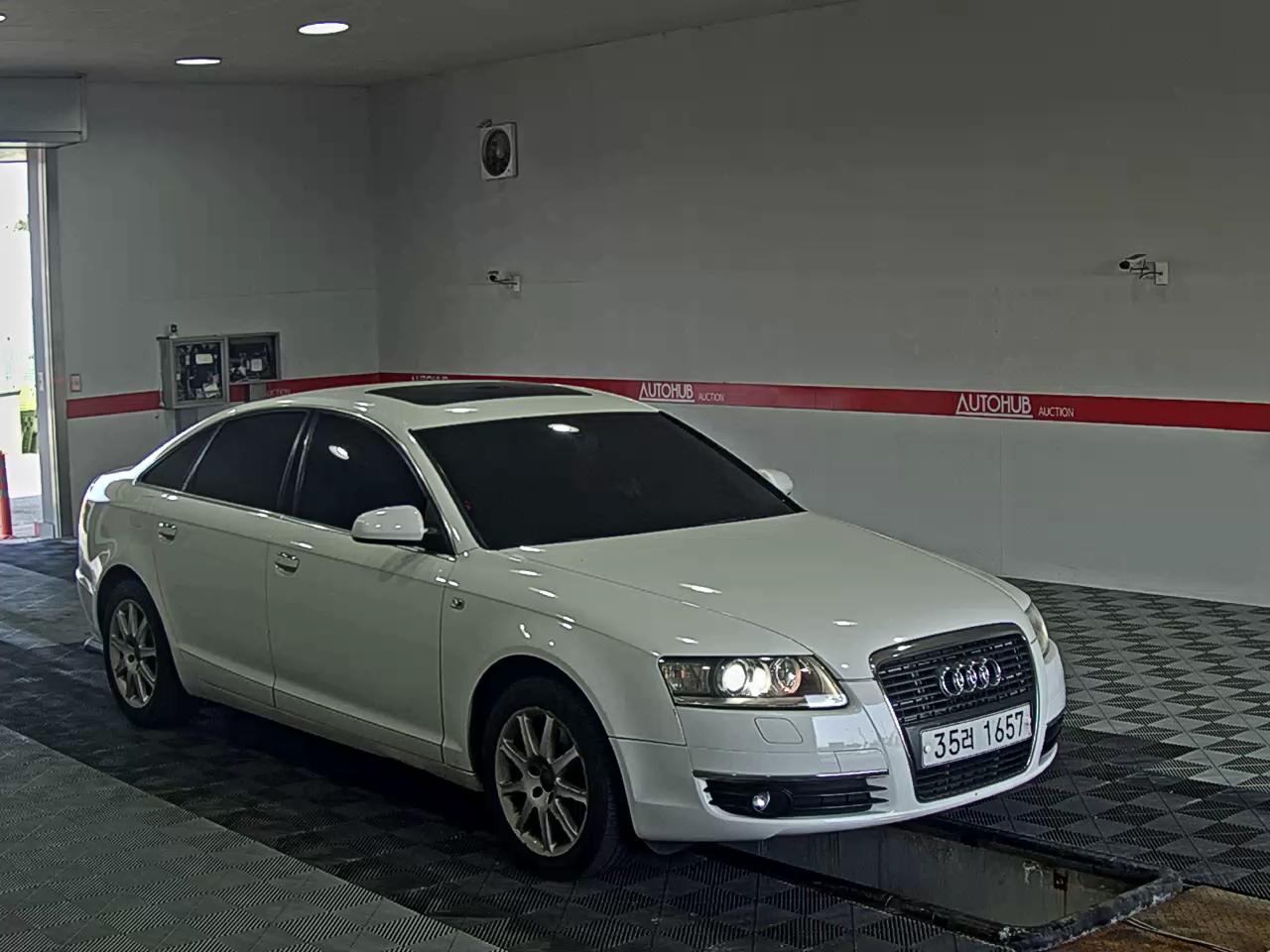أودي A6 - 2