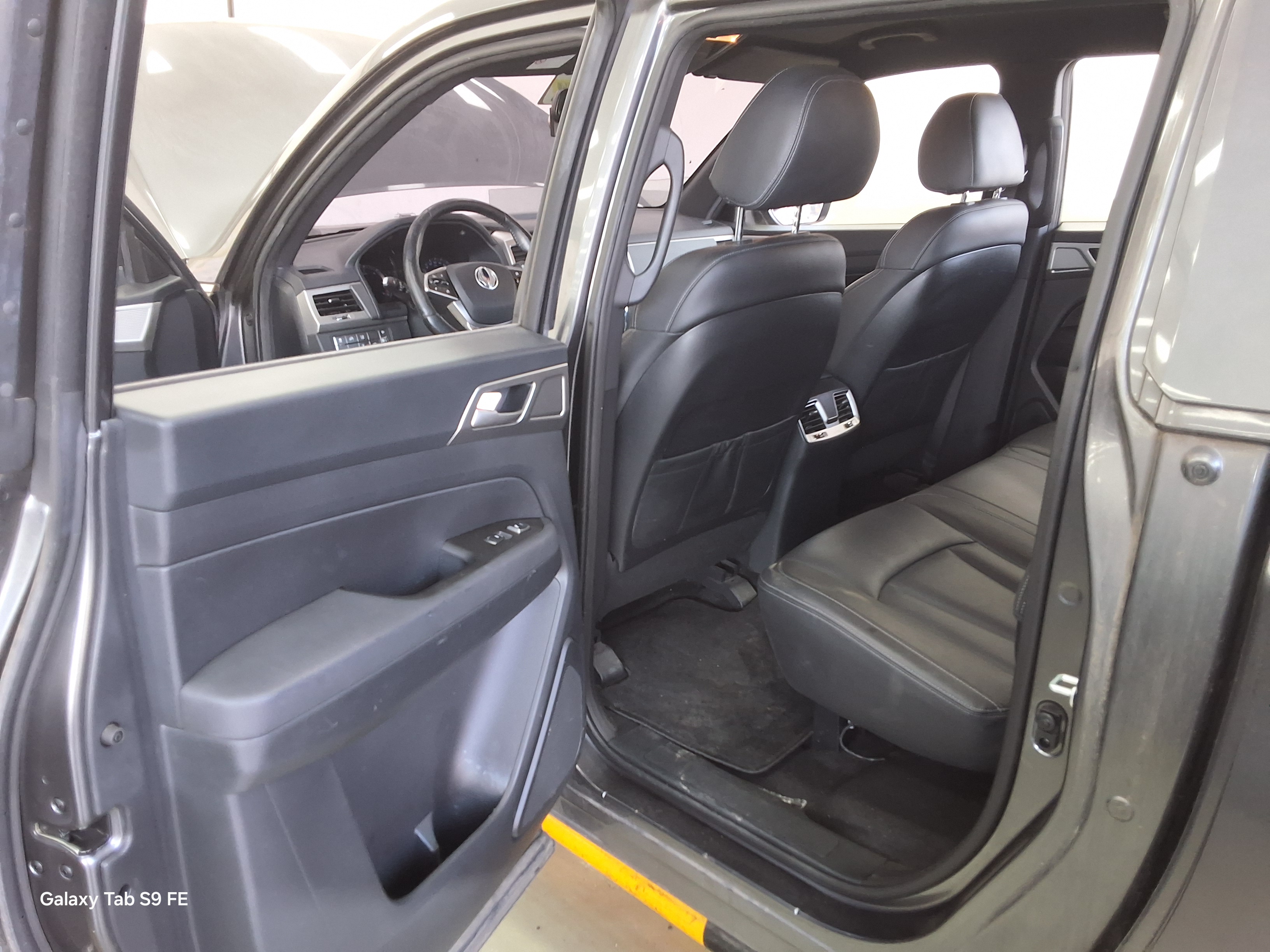 KG Mobility Rexton Sports 2019 - Image 11