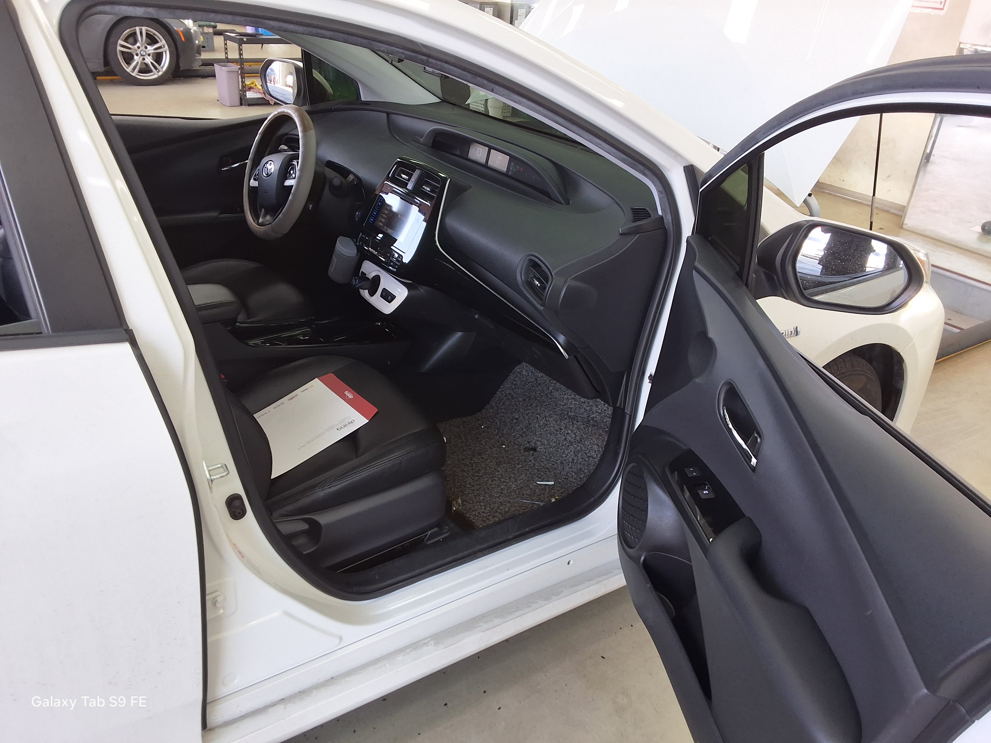 Toyota Prius - 13