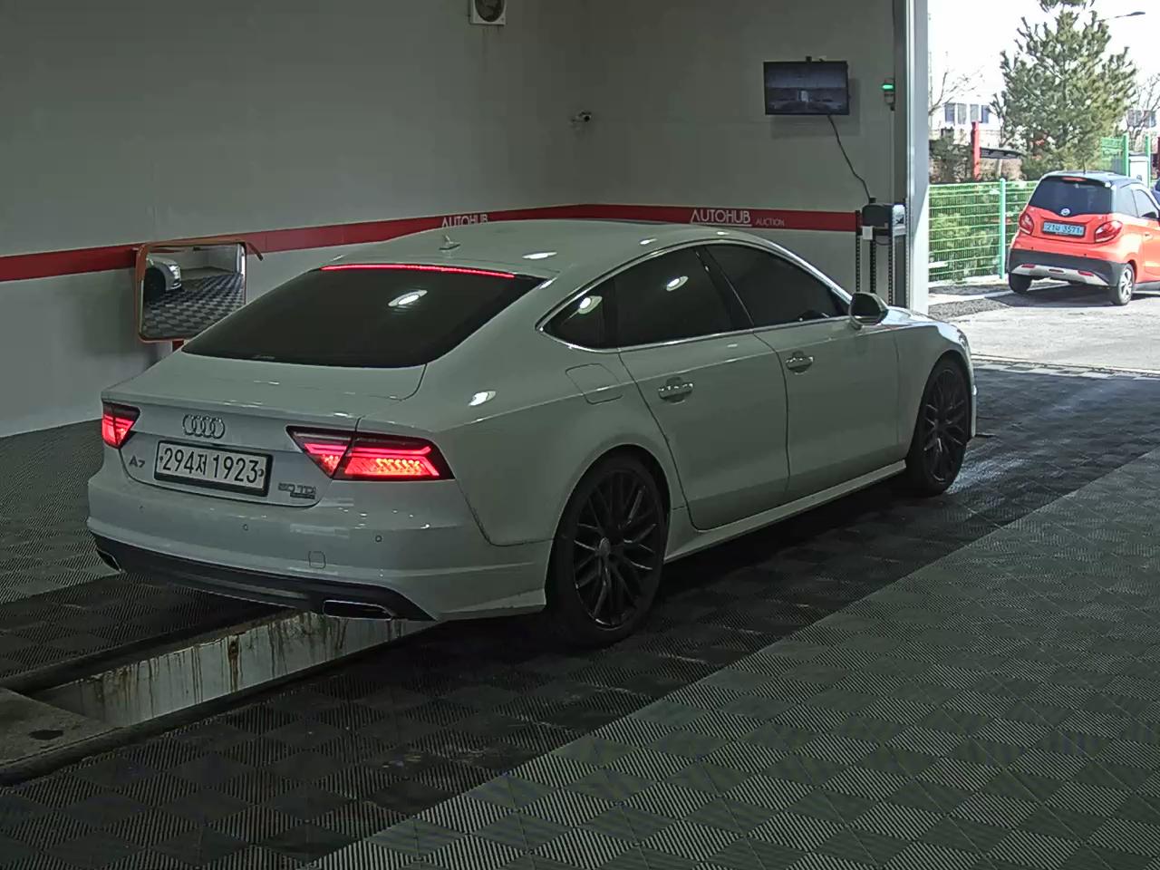 أودي A7 - 4