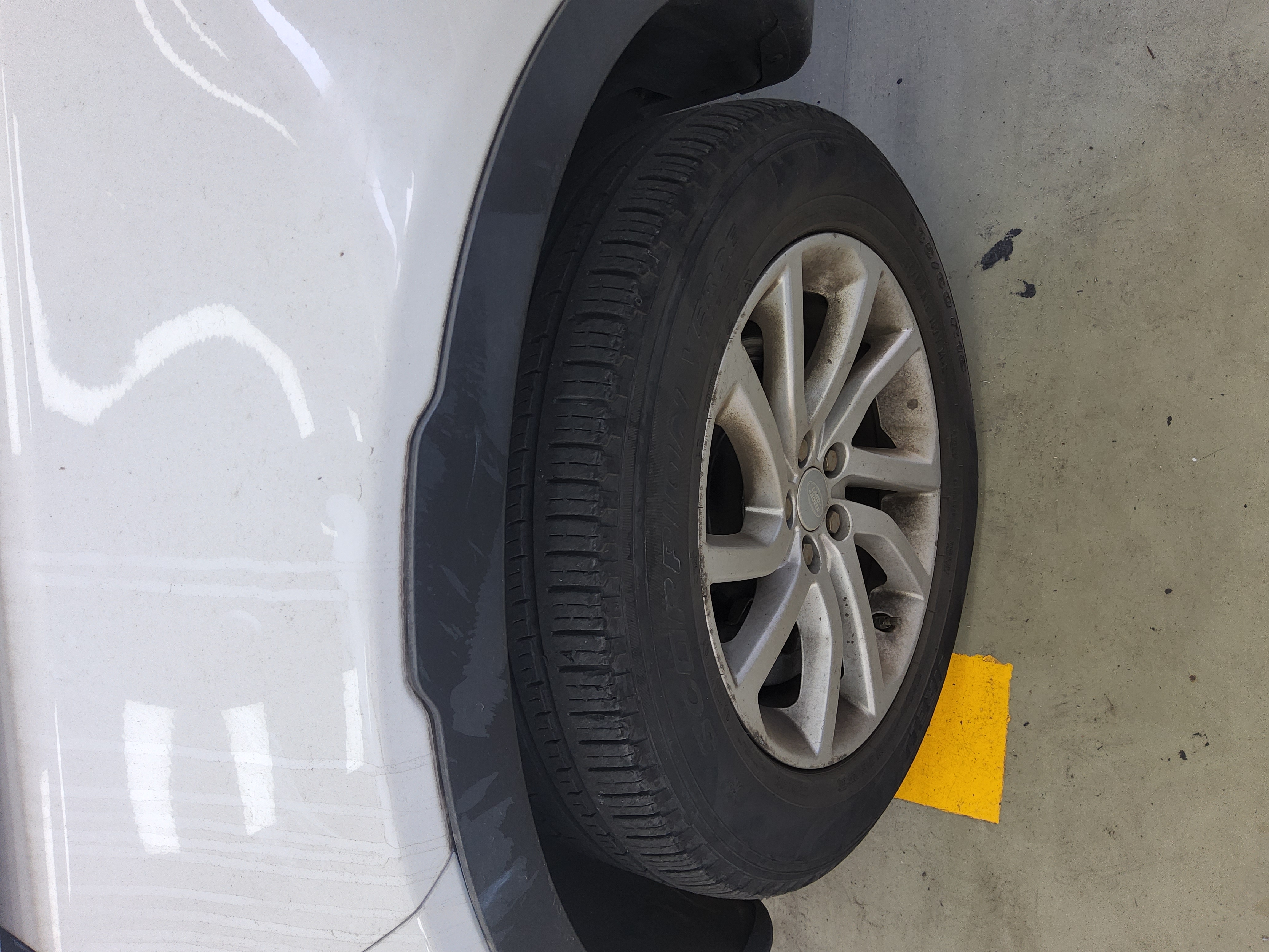 Land Rover Discovery - 18