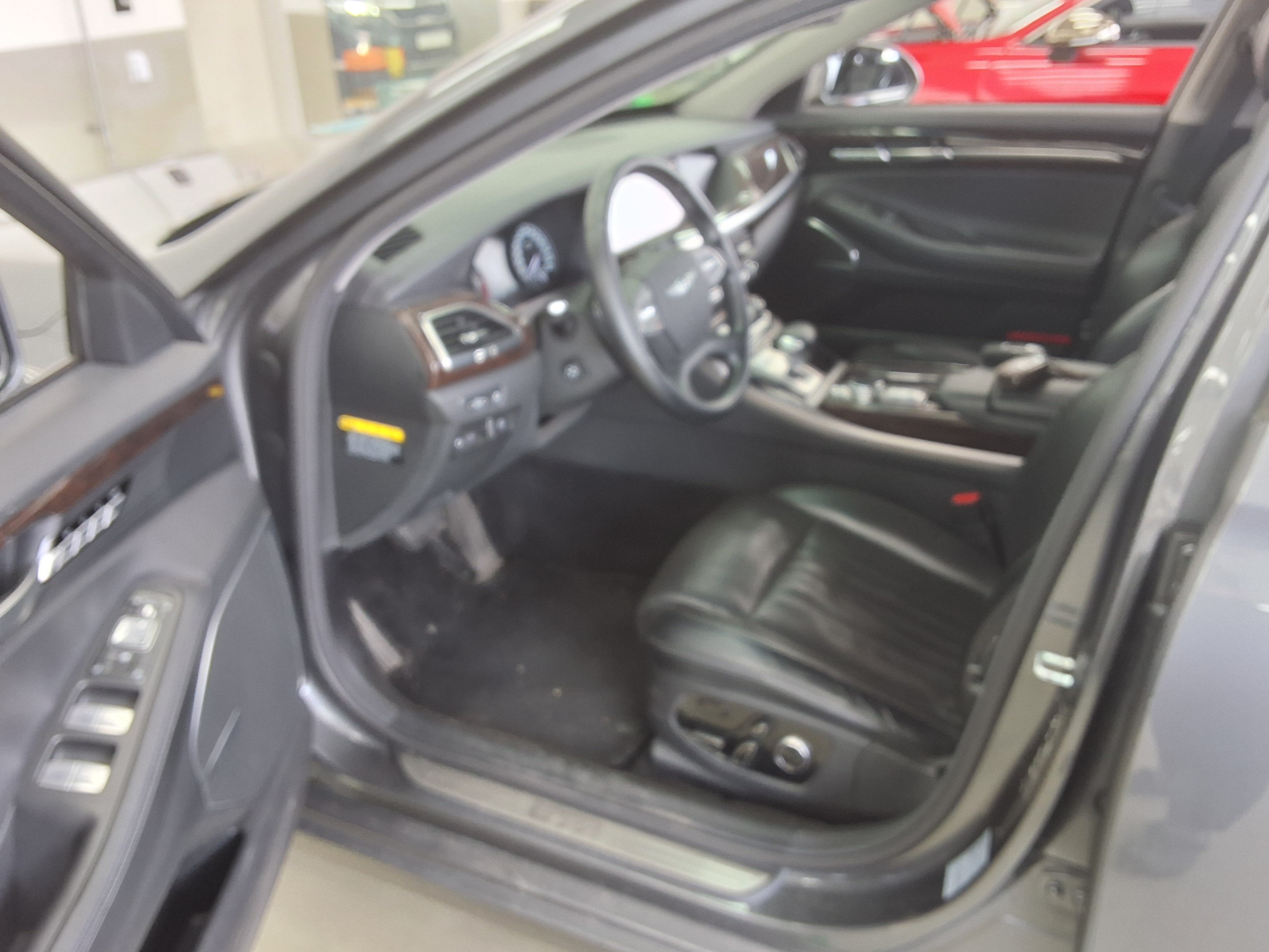 Hyundai Genesis EQ900 2016 - Image 9