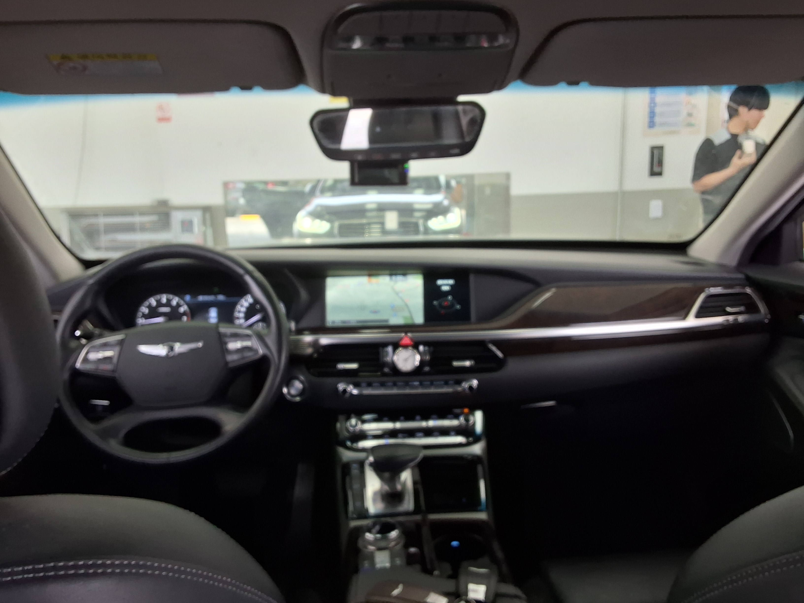 Hyundai Genesis EQ900 2016 - Image 10