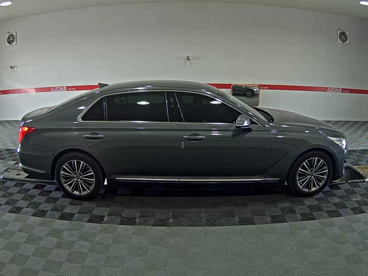 Hyundai Genesis EQ900 2016 - Image 3