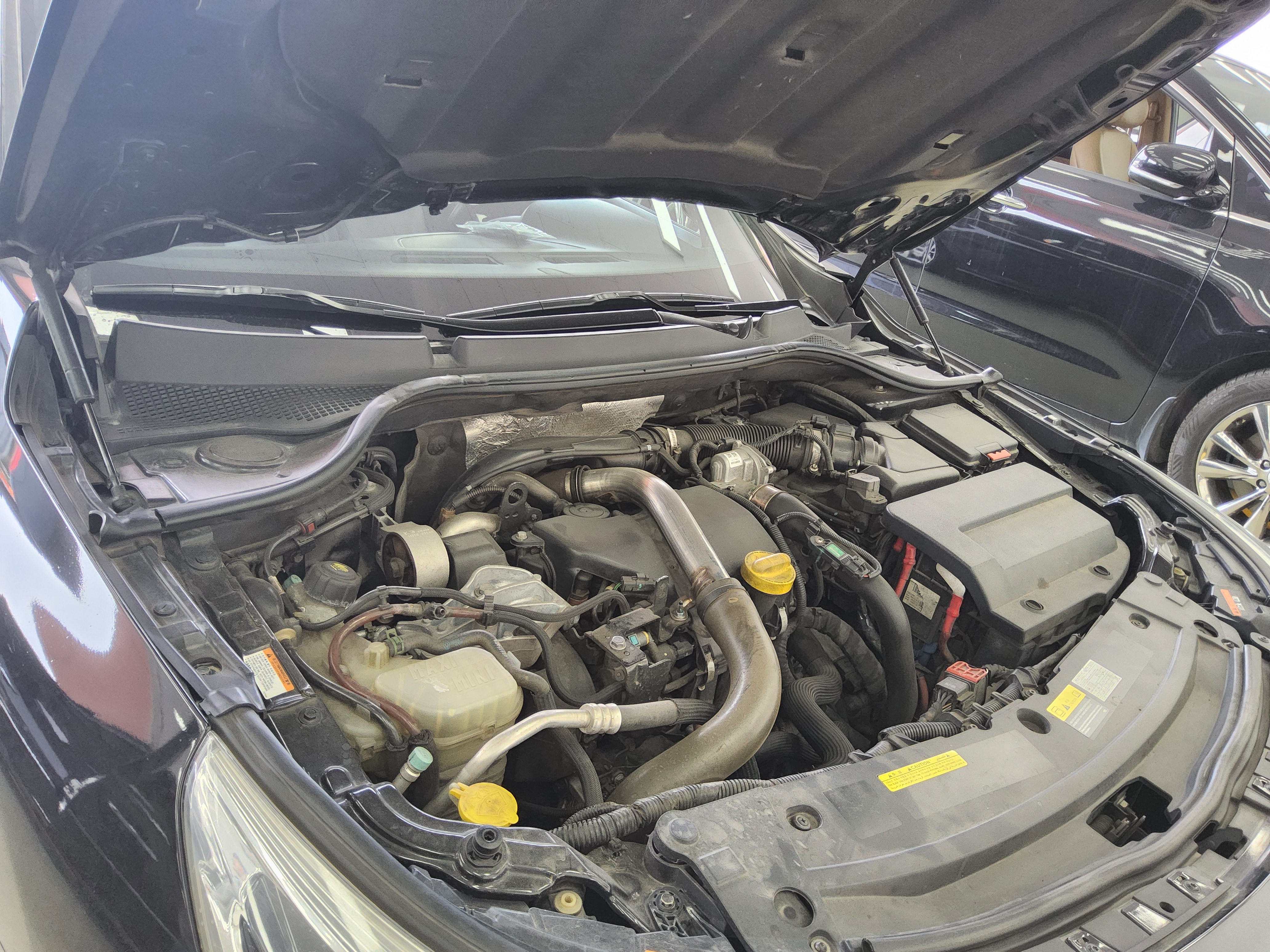 Renault Samsung SM5 2016 - Image 18