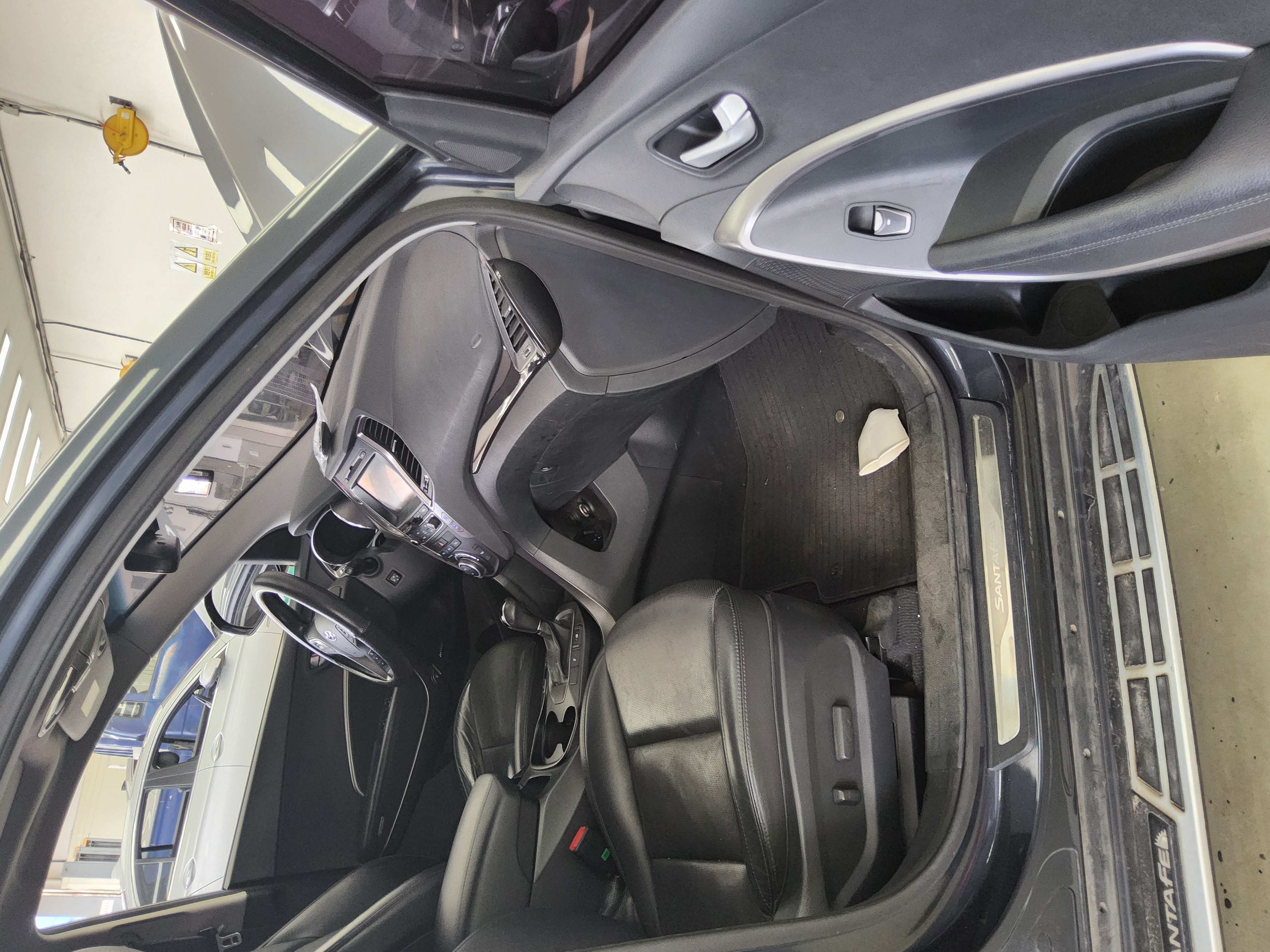 Hyundai Santa Fe 2015 - Image 13