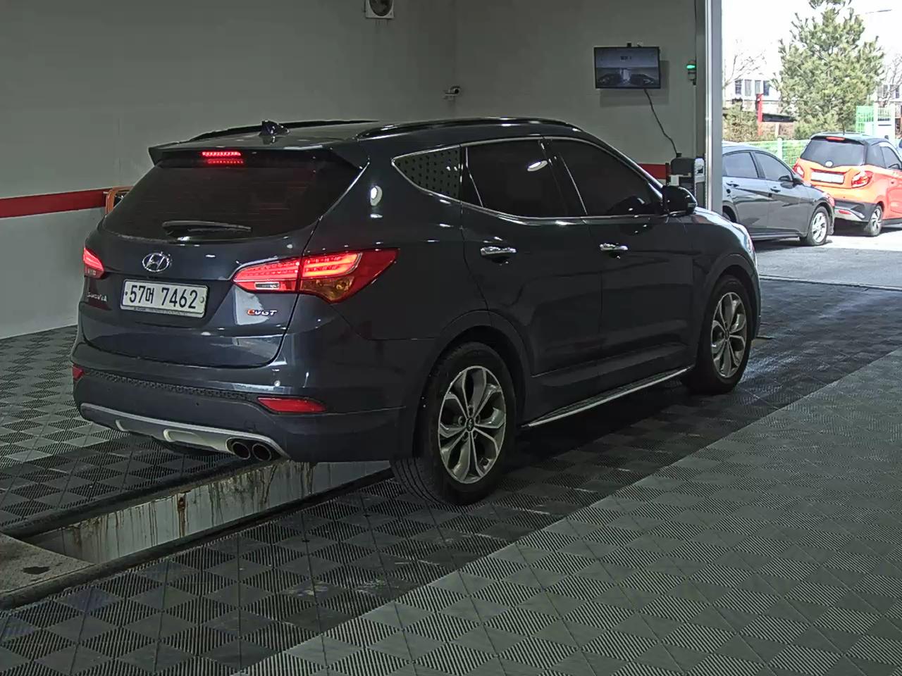 Hyundai Santa Fe 2015 - Image 4