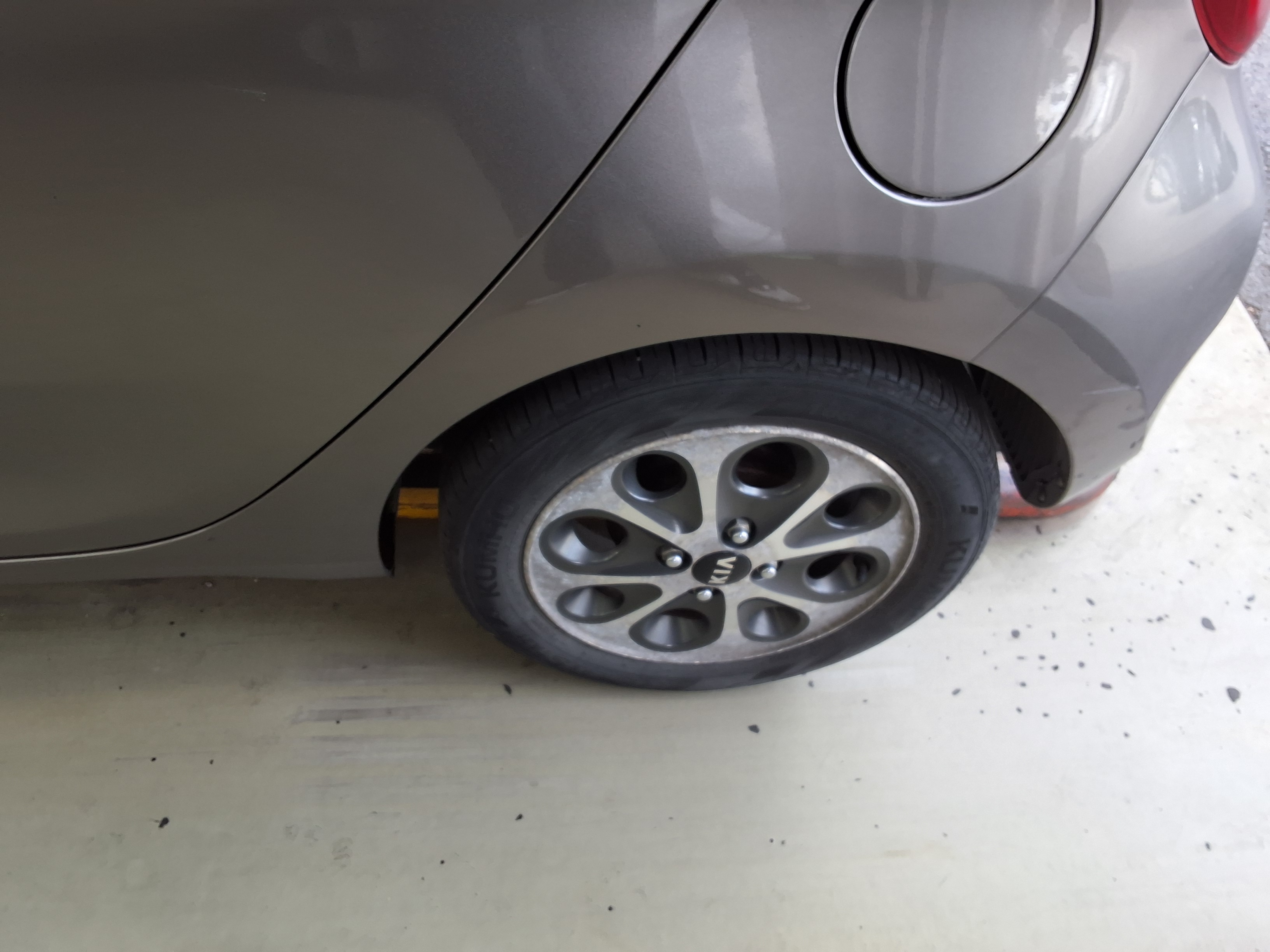 Kia Morning 2012 - Image 17