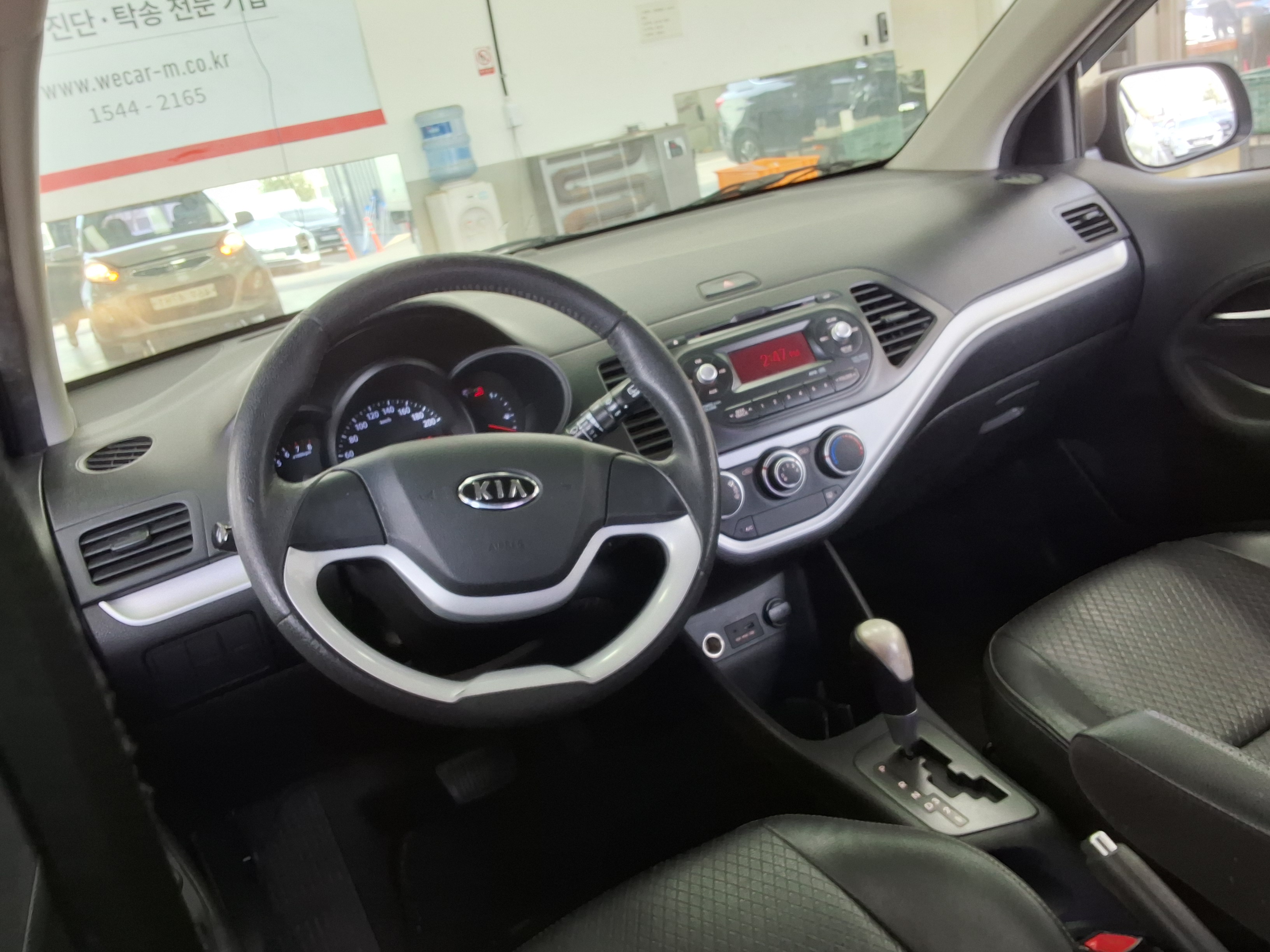 Kia Morning 2012 - Image 10