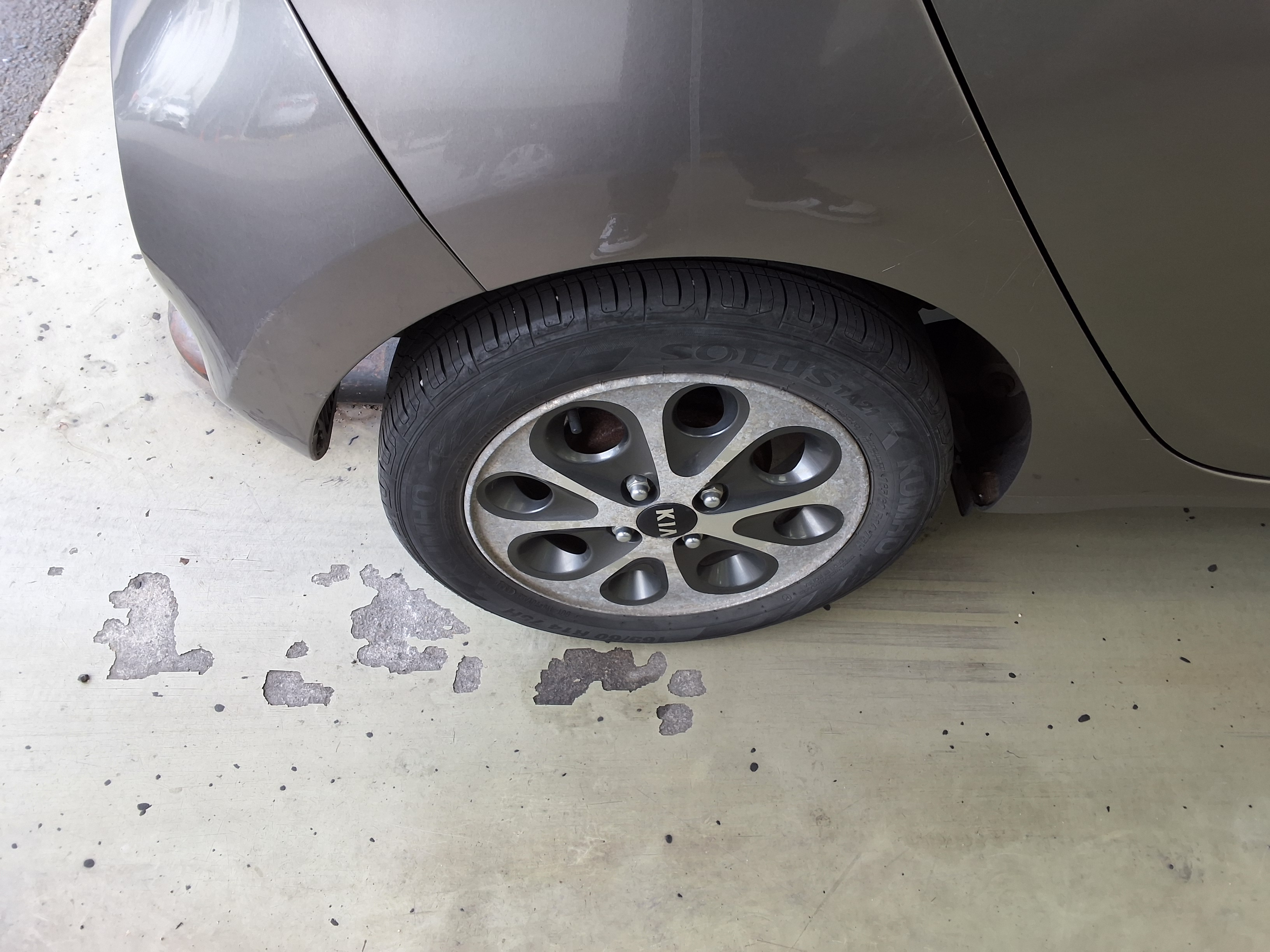 Kia Morning 2012 - Image 19