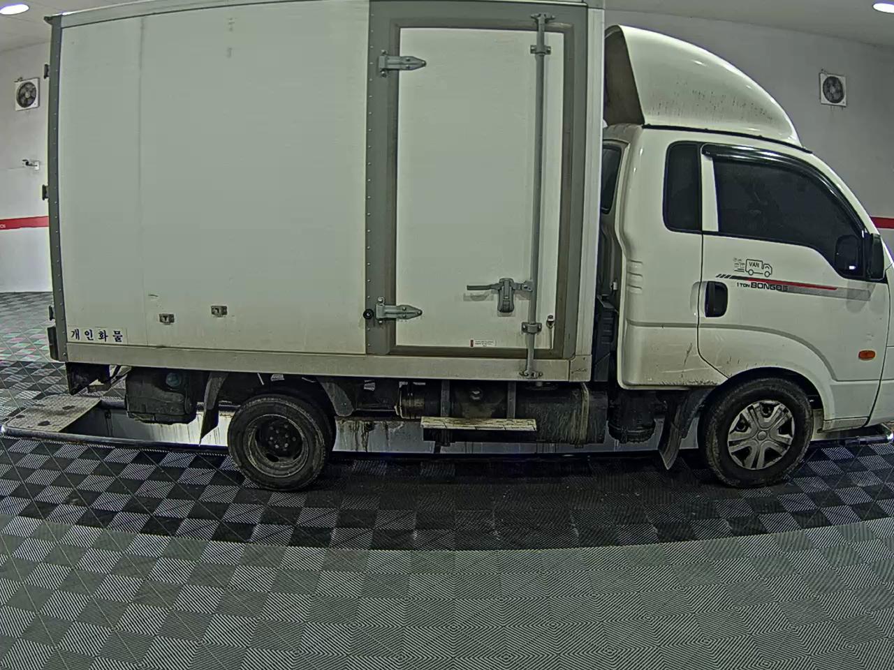 CHRYSLER 화물 2023 - 이미지 3