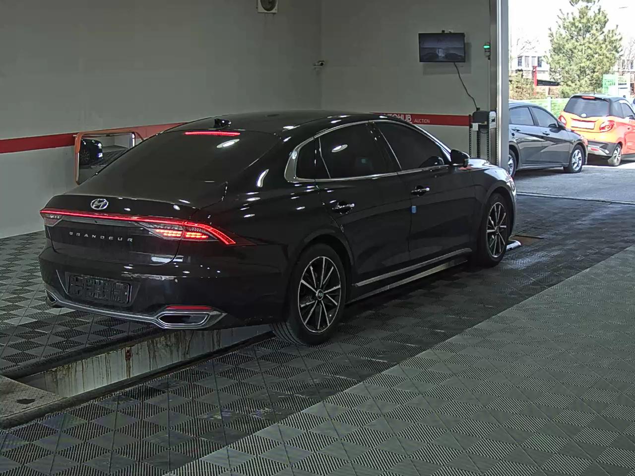 هيونداي جرانجر 2022 - صورة 4