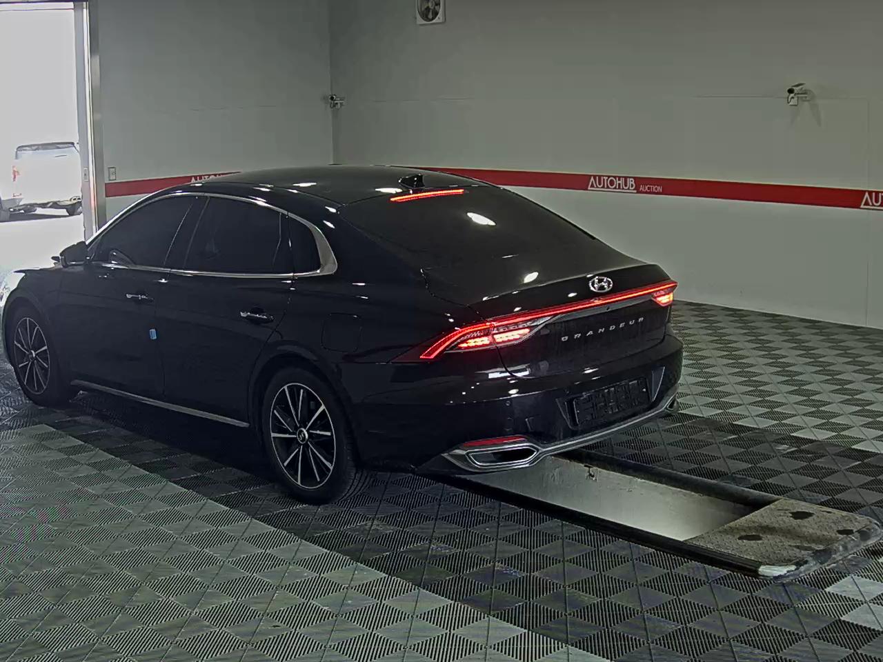 هيونداي جرانجر 2022 - صورة 5