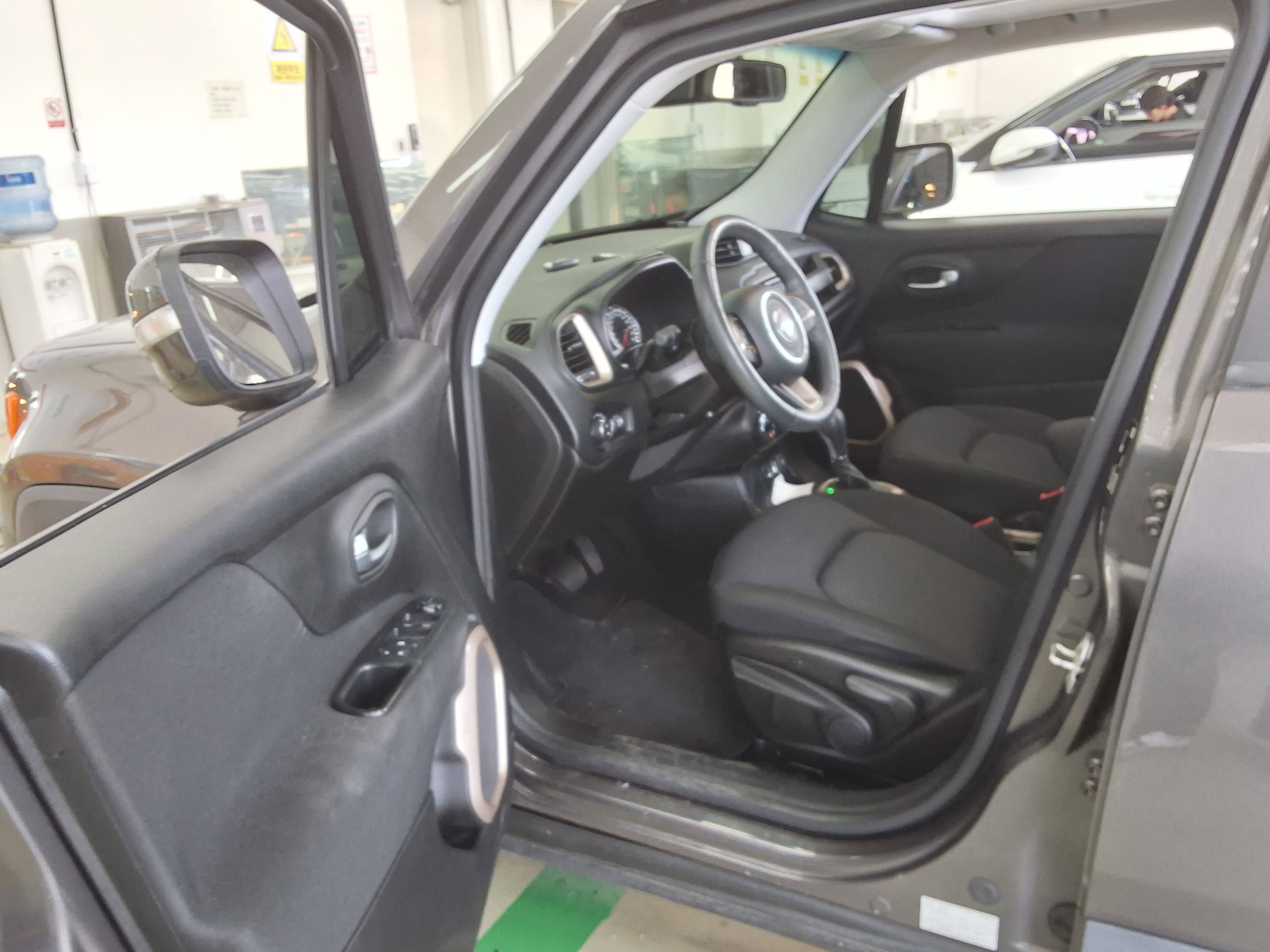 Jeep Renegade 2017 - Image 9