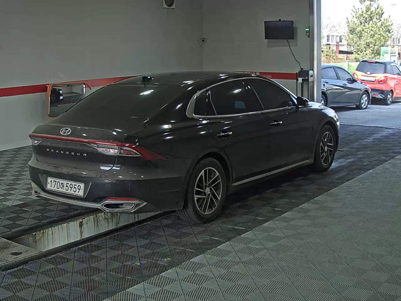 هيونداي جرانجر 2021 - صورة 4