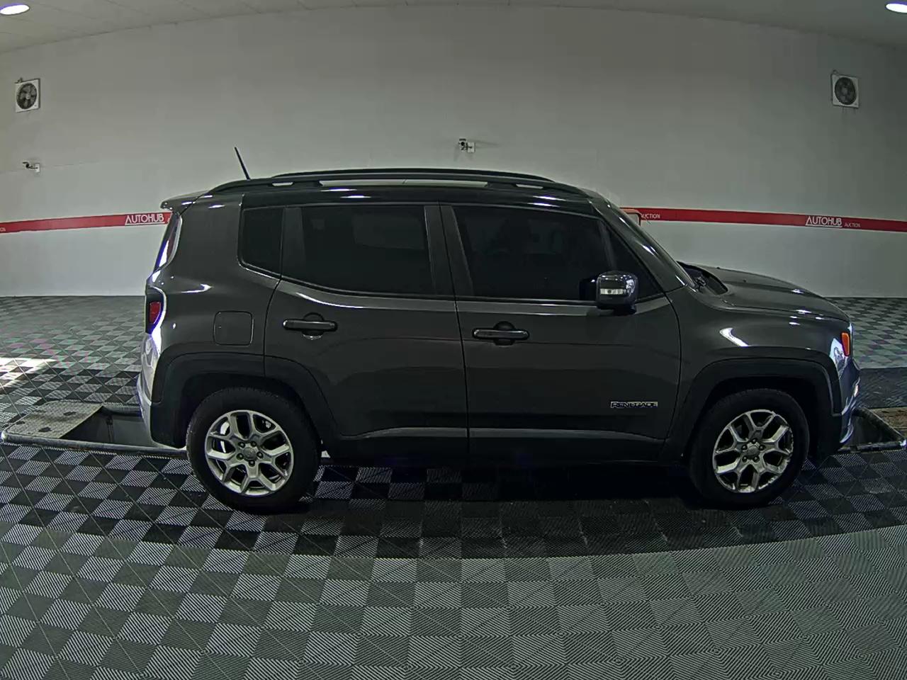 Jeep Renegade 2017 - Image 3