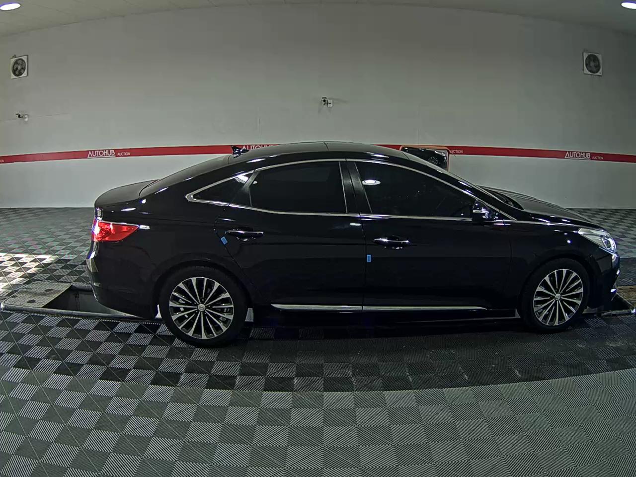Hyundai  그랜저HG 2014 - Image 3