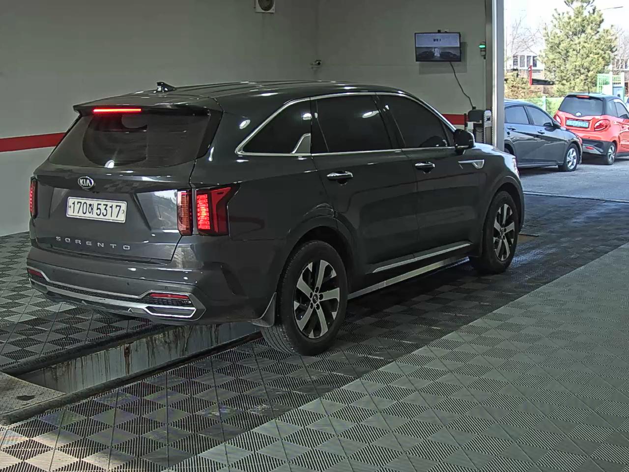 كيا أخرى 2021 - صورة 4