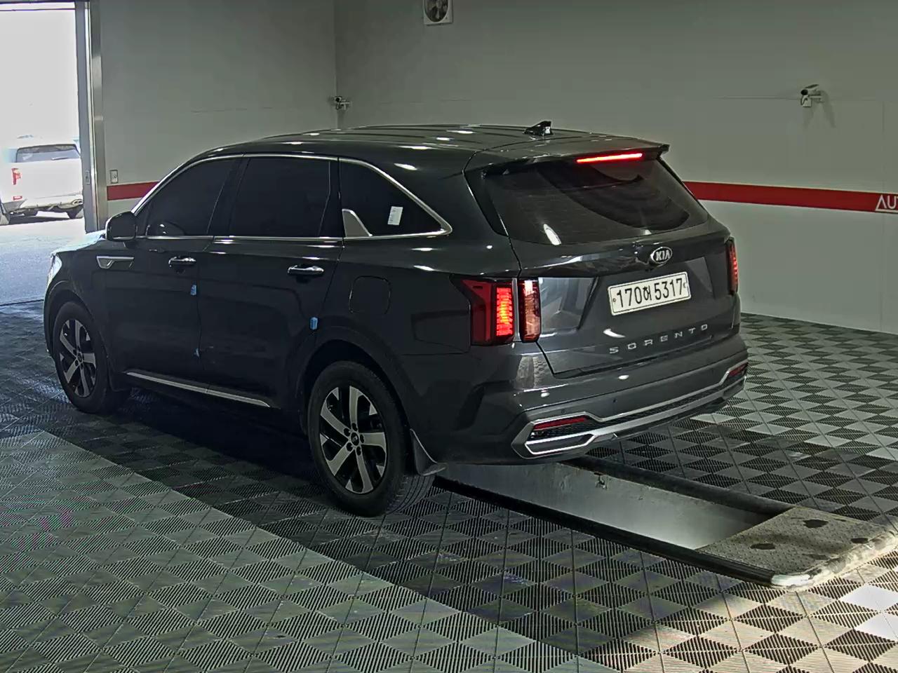 كيا أخرى 2021 - صورة 5