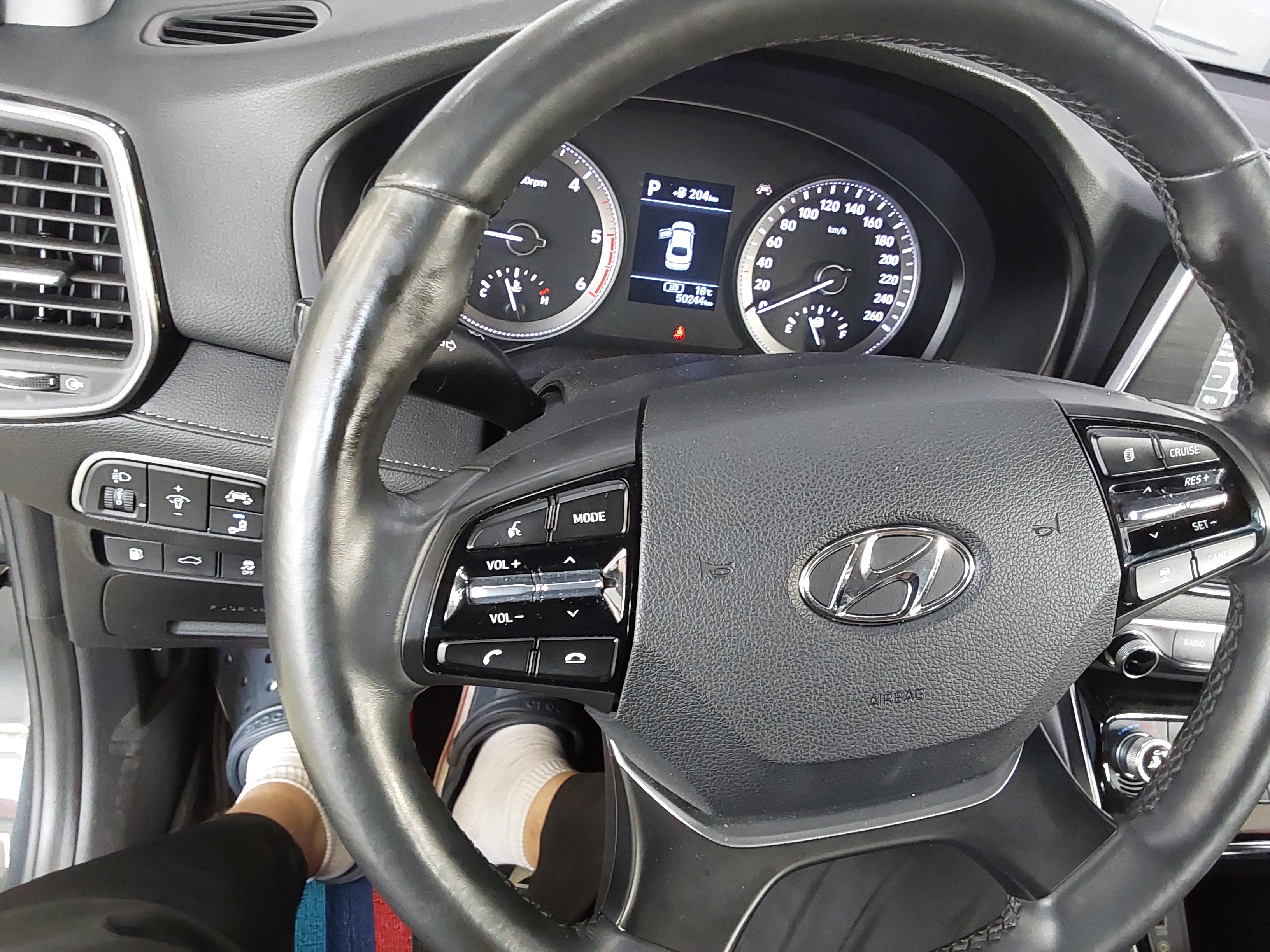 Hyundai Grandeur 2017 - Image 16