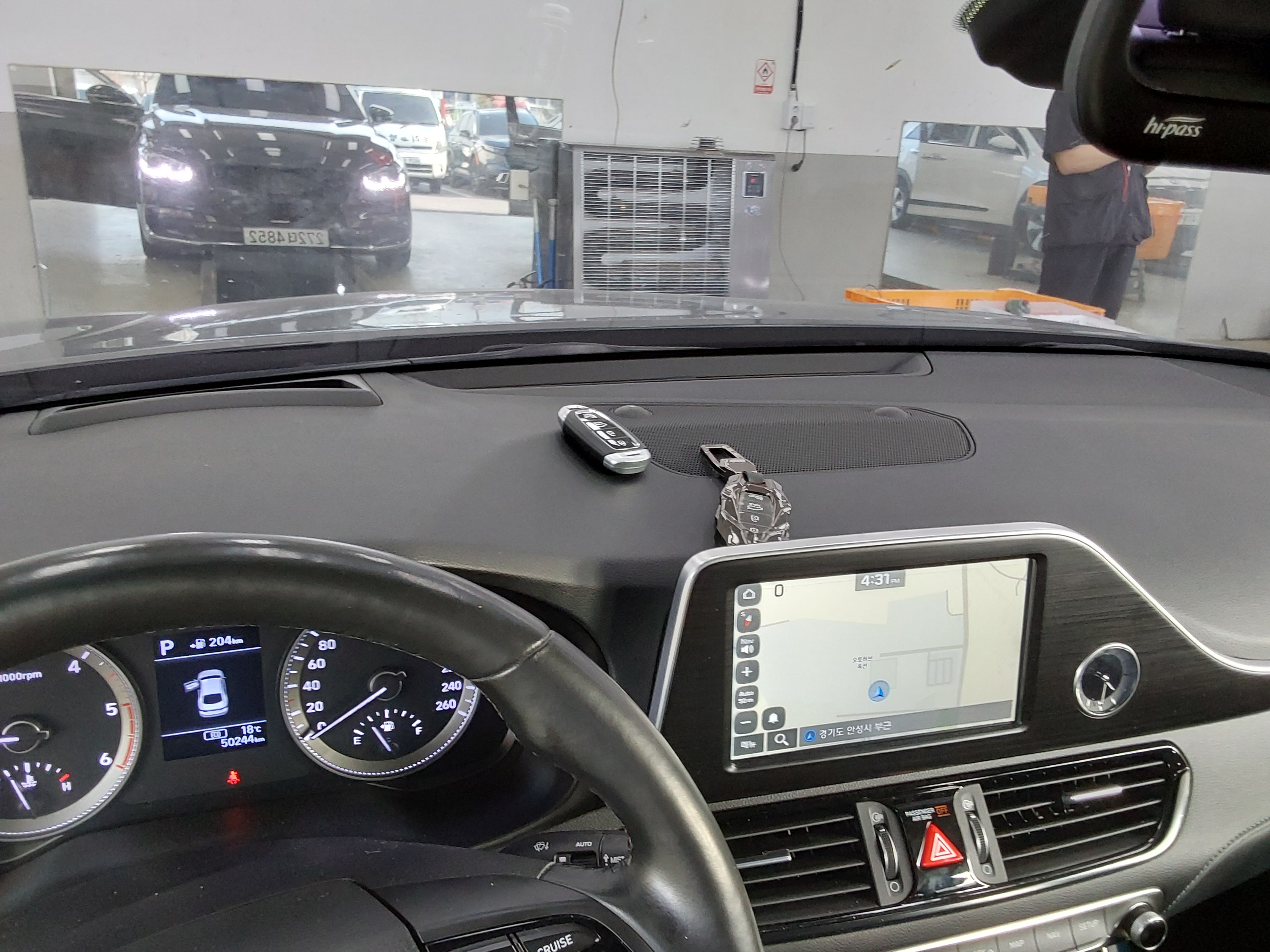 Hyundai Grandeur 2017 - Image 17