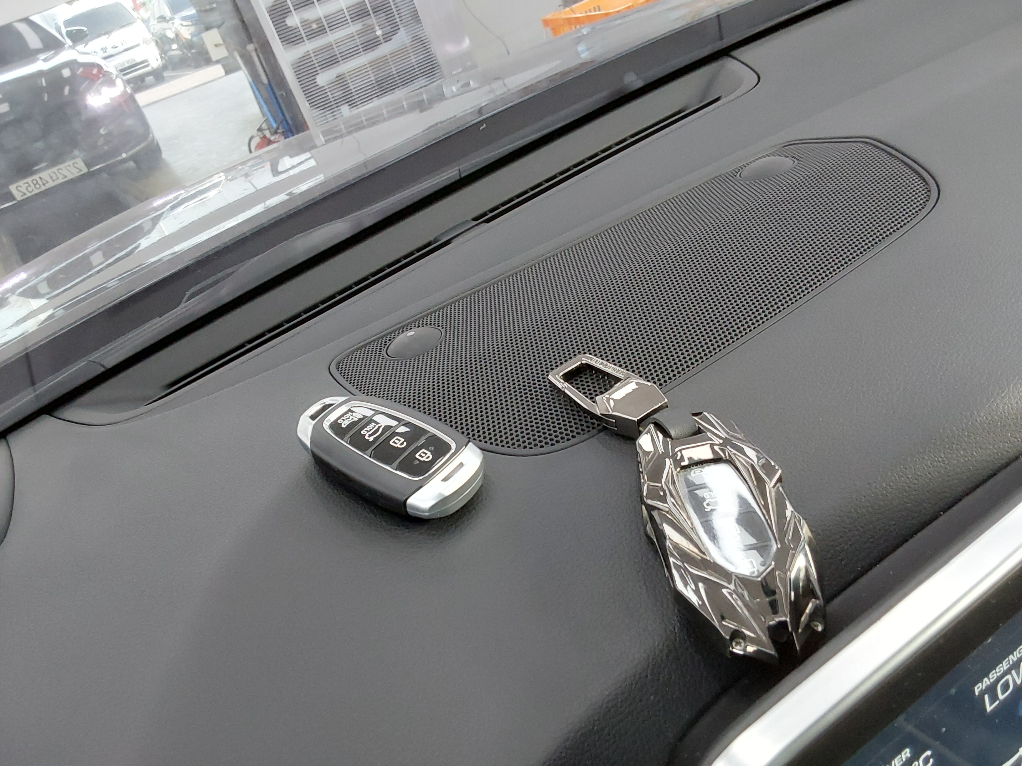 Hyundai Grandeur 2017 - Image 19