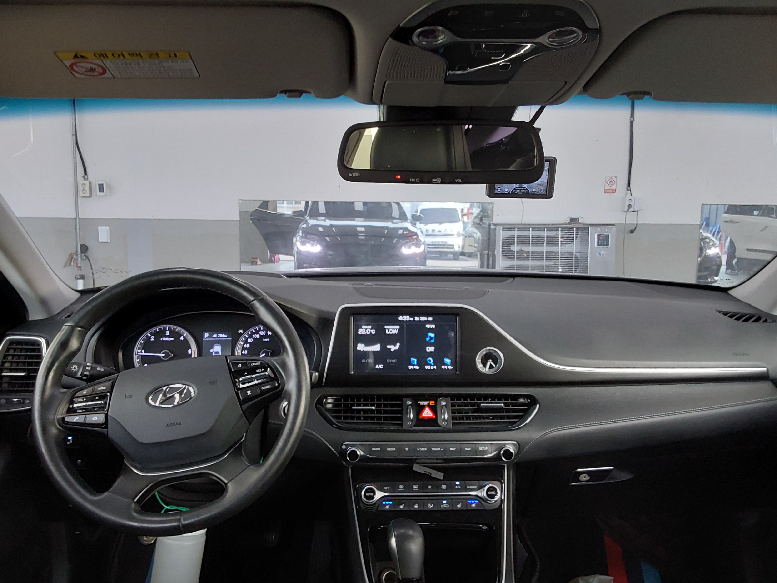 Hyundai Grandeur 2017 - Image 10