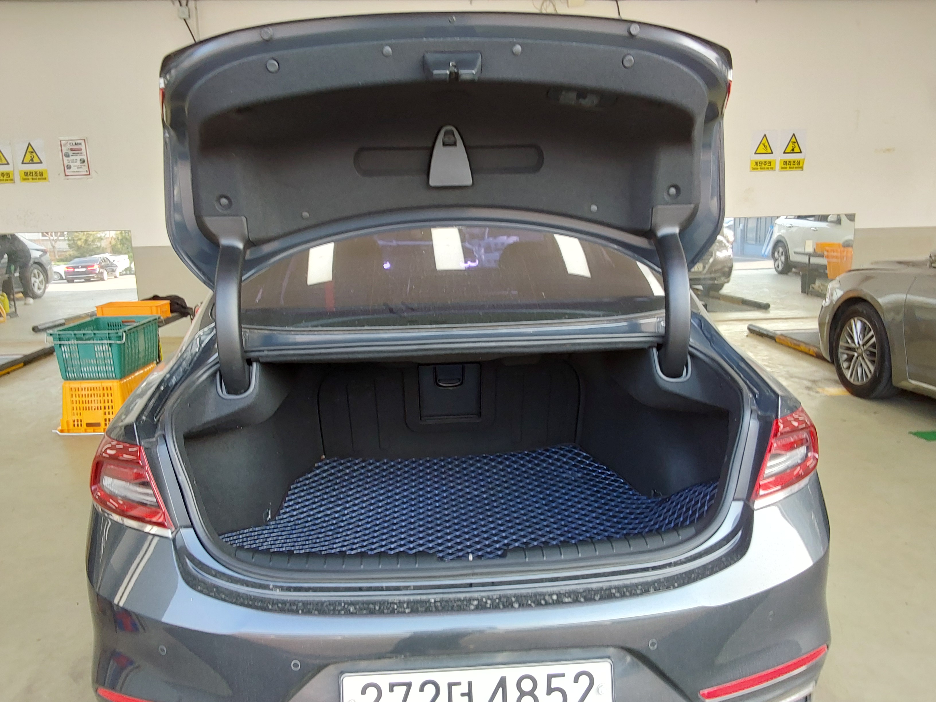 Hyundai Grandeur 2017 - Image 14