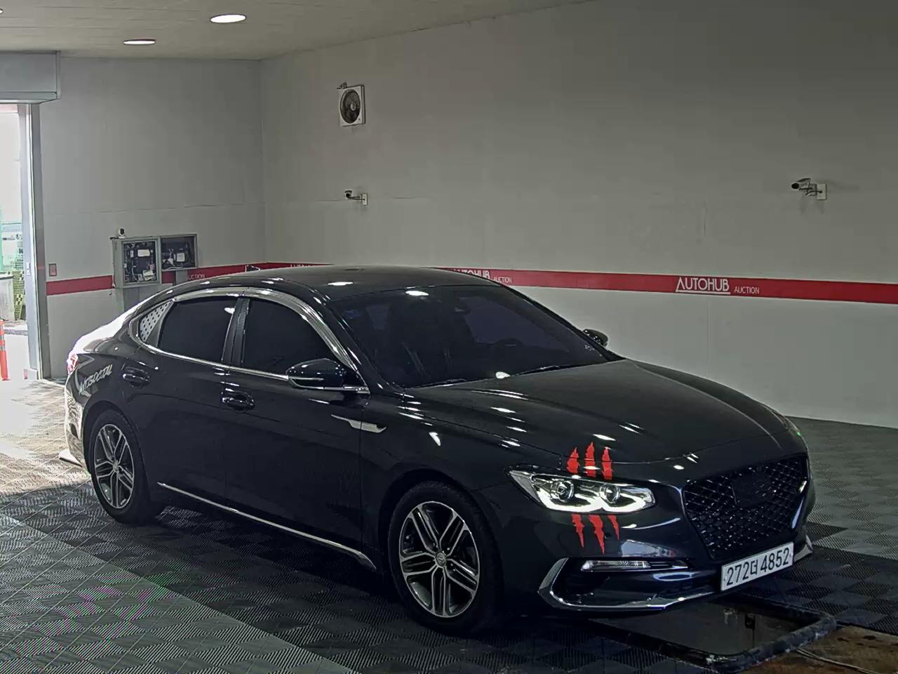 Hyundai Grandeur 2017 - Image 2