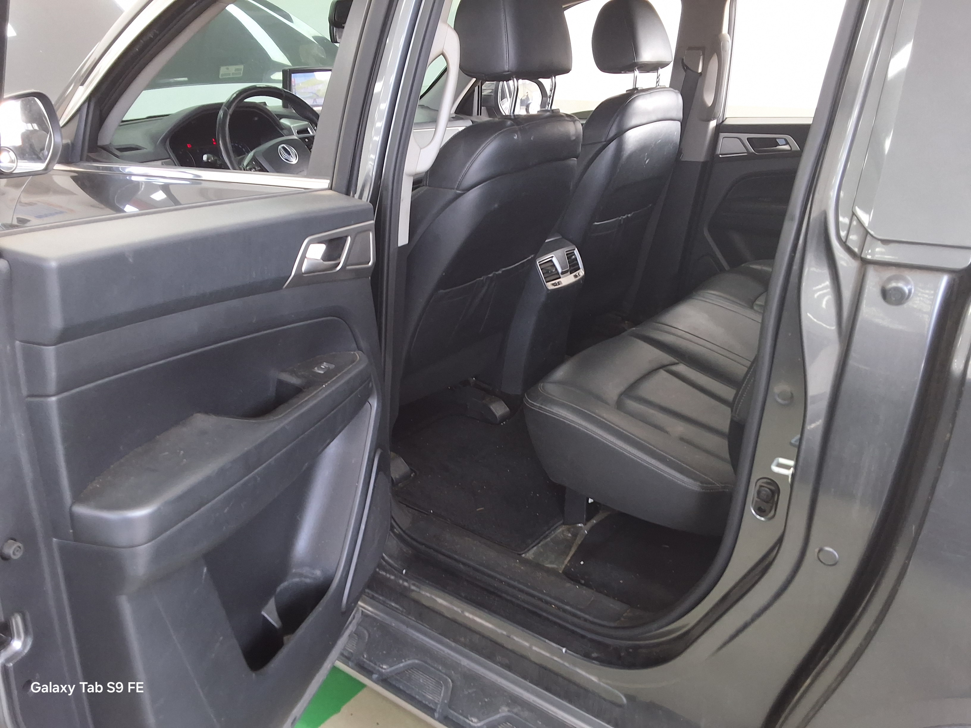 KG Mobility Rexton Sports 2019 - Image 11