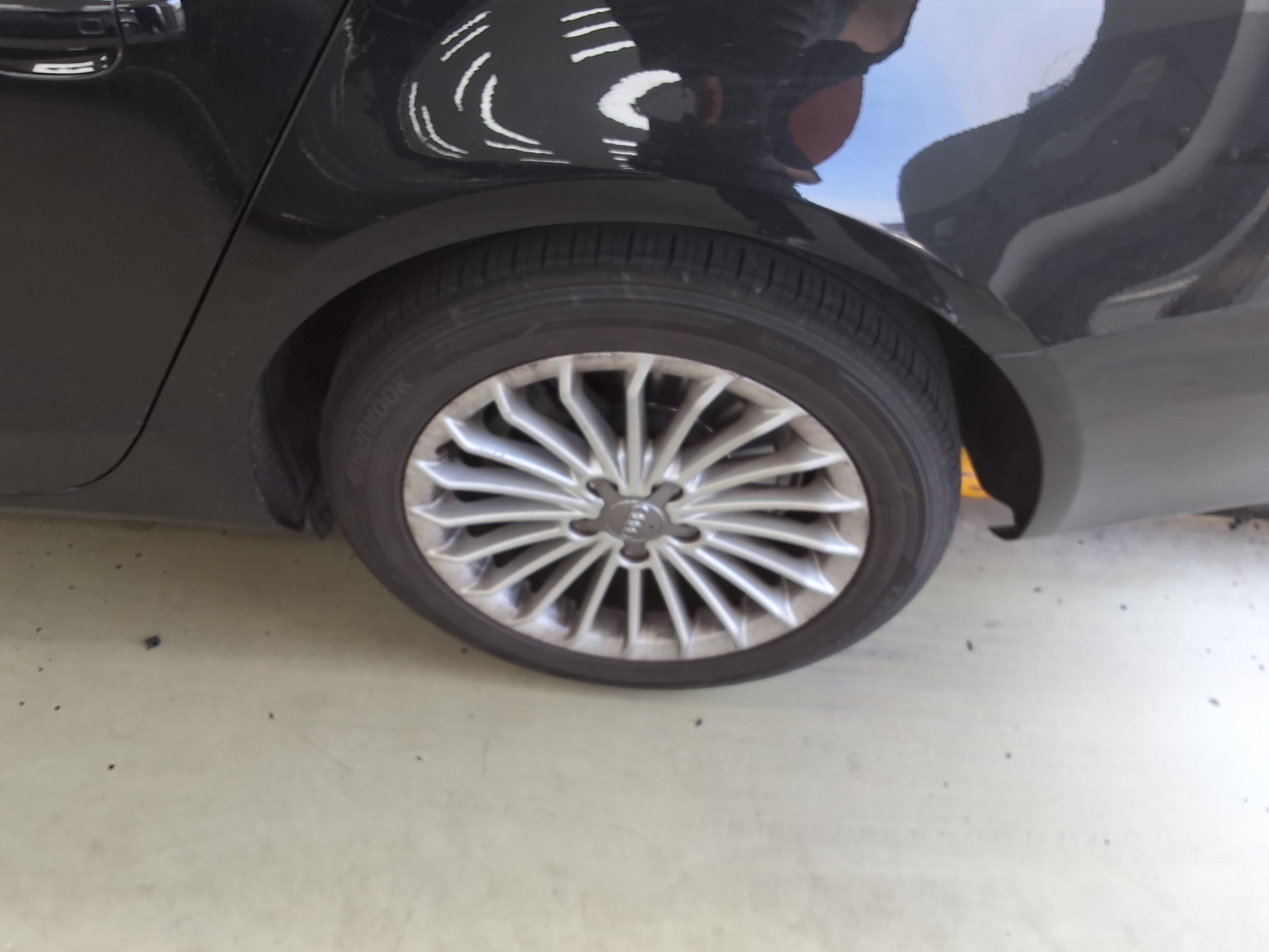Audi A4 2013 - Image 17