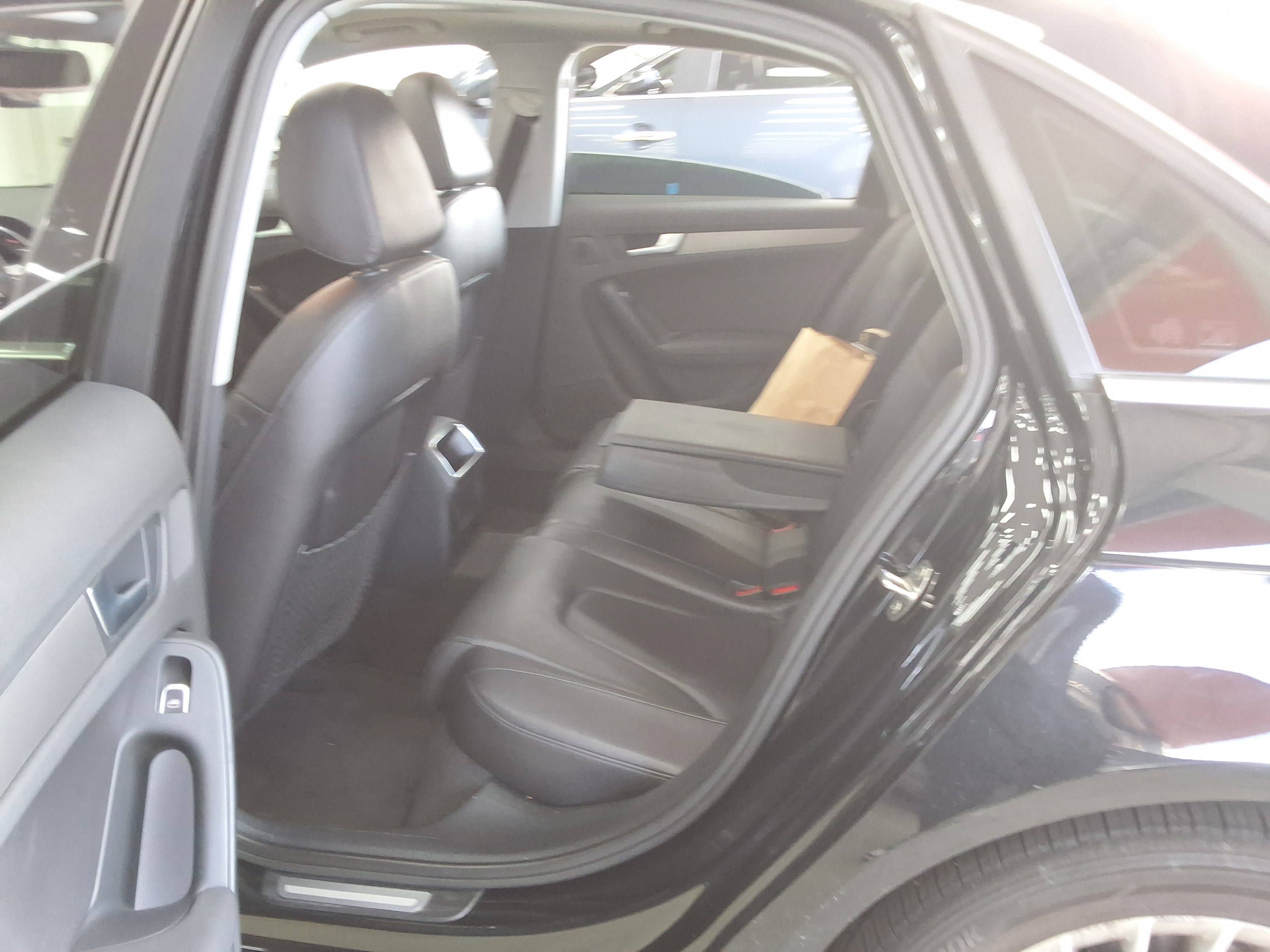 Audi A4 2013 - Image 11
