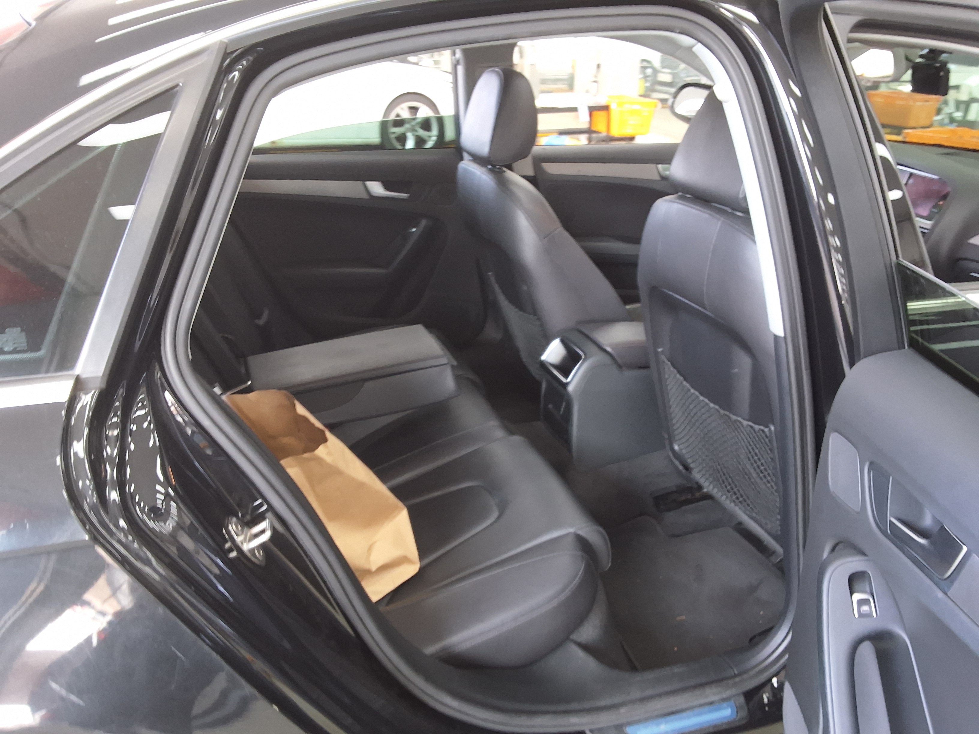 Audi A4 2013 - Image 12