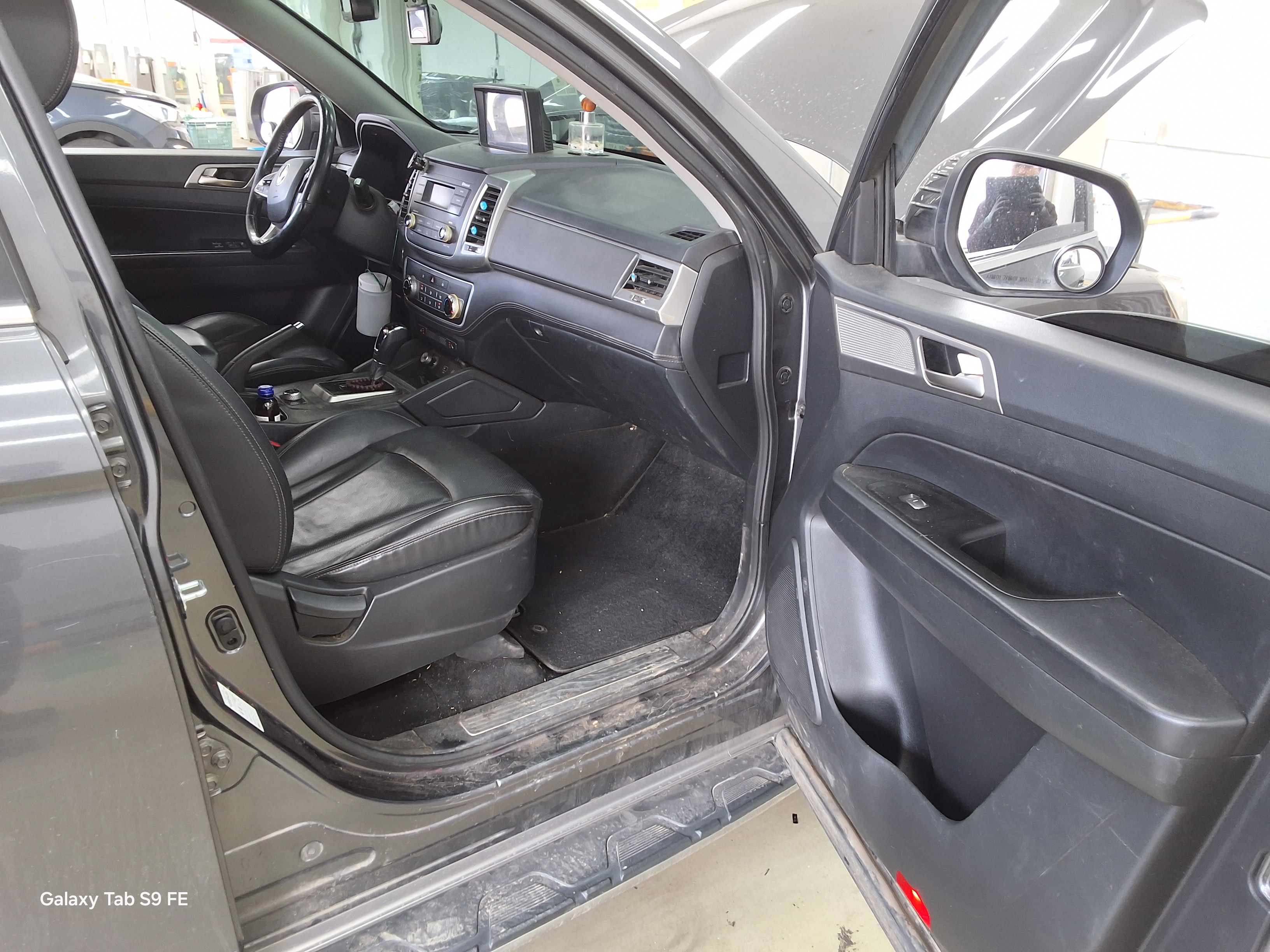 KG Mobility Rexton Sports 2019 - Image 13