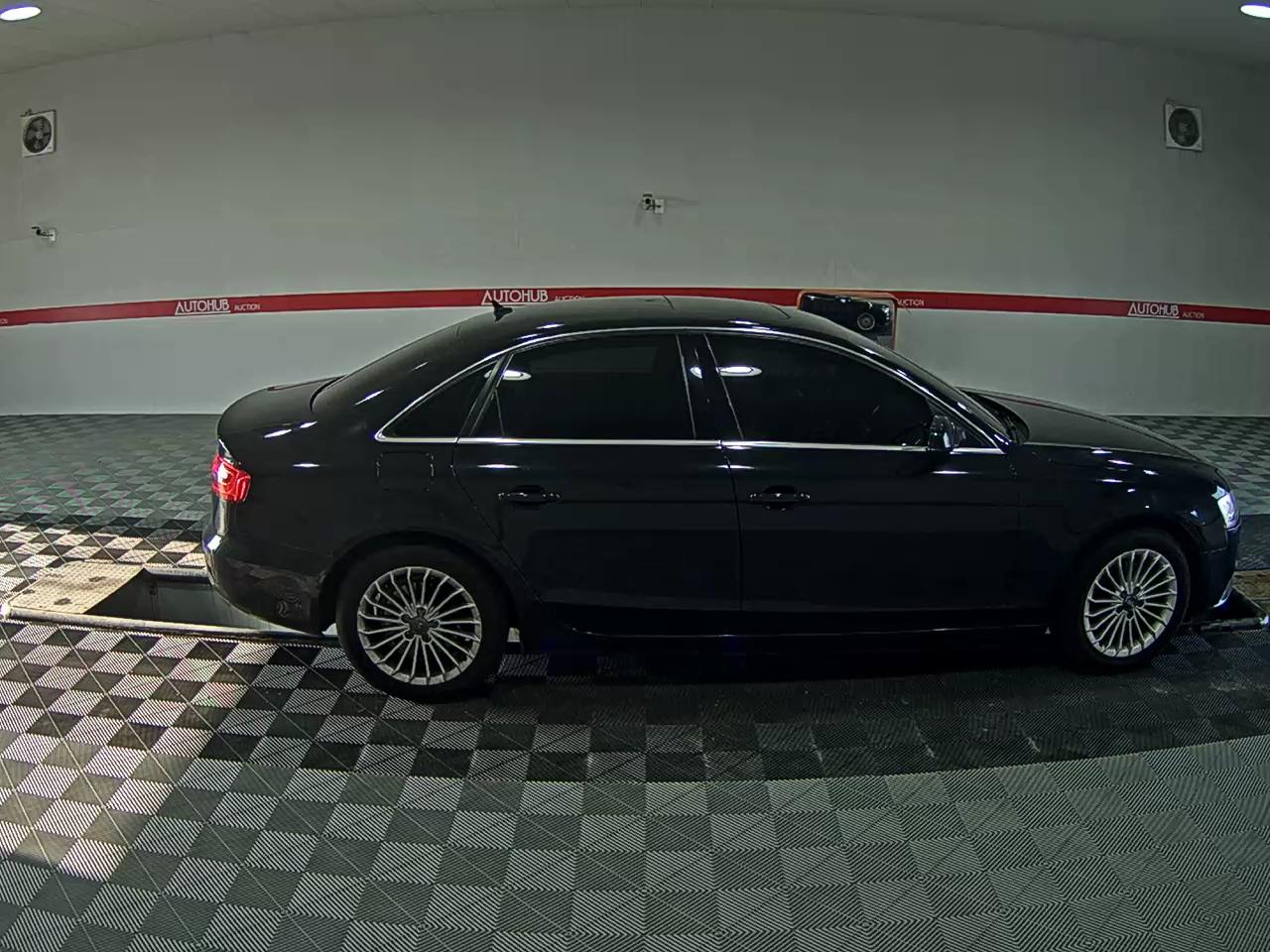 Audi A4 2013 - Image 3