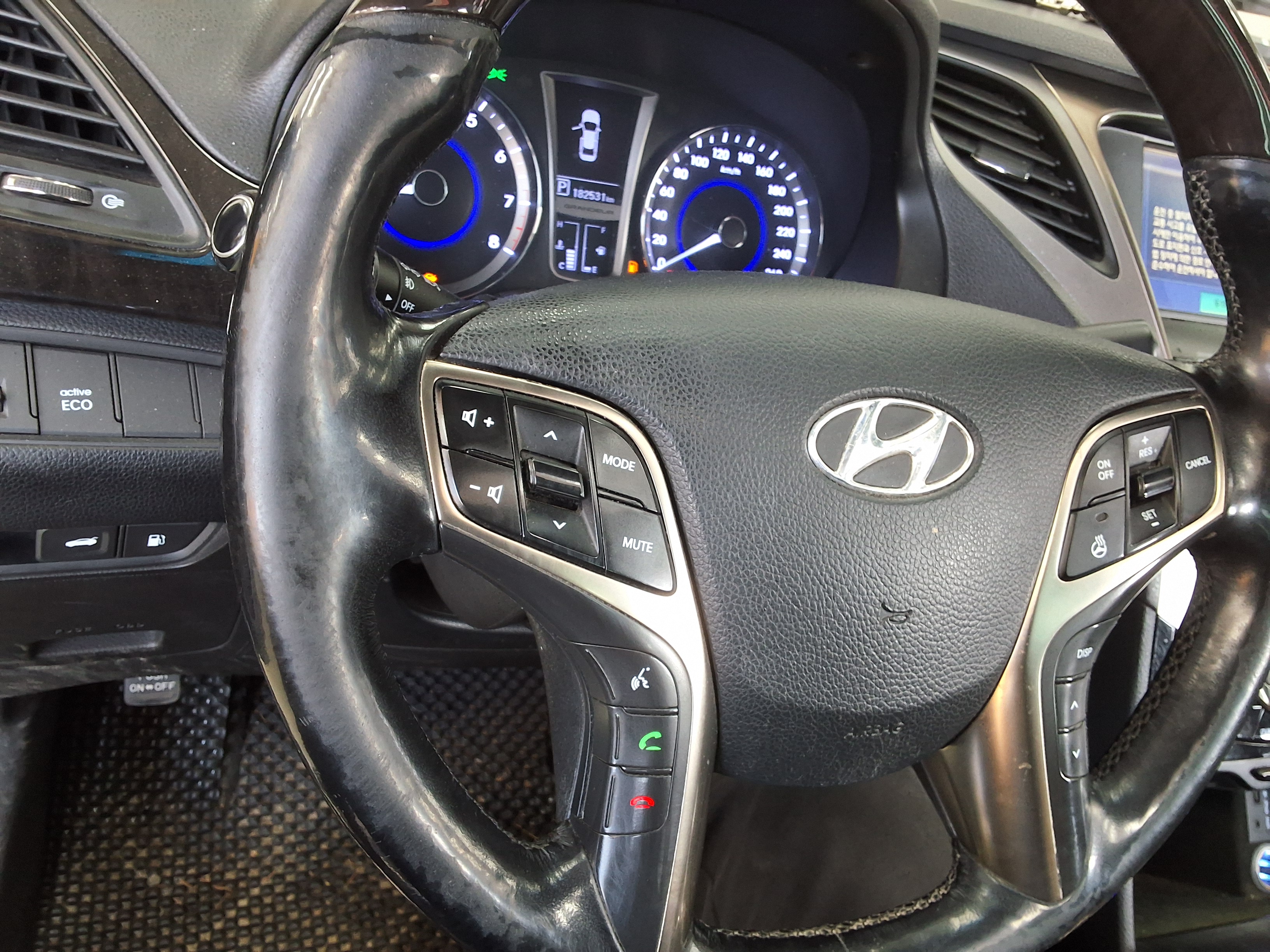 هيونداي جرانجر 2012 - صورة 20