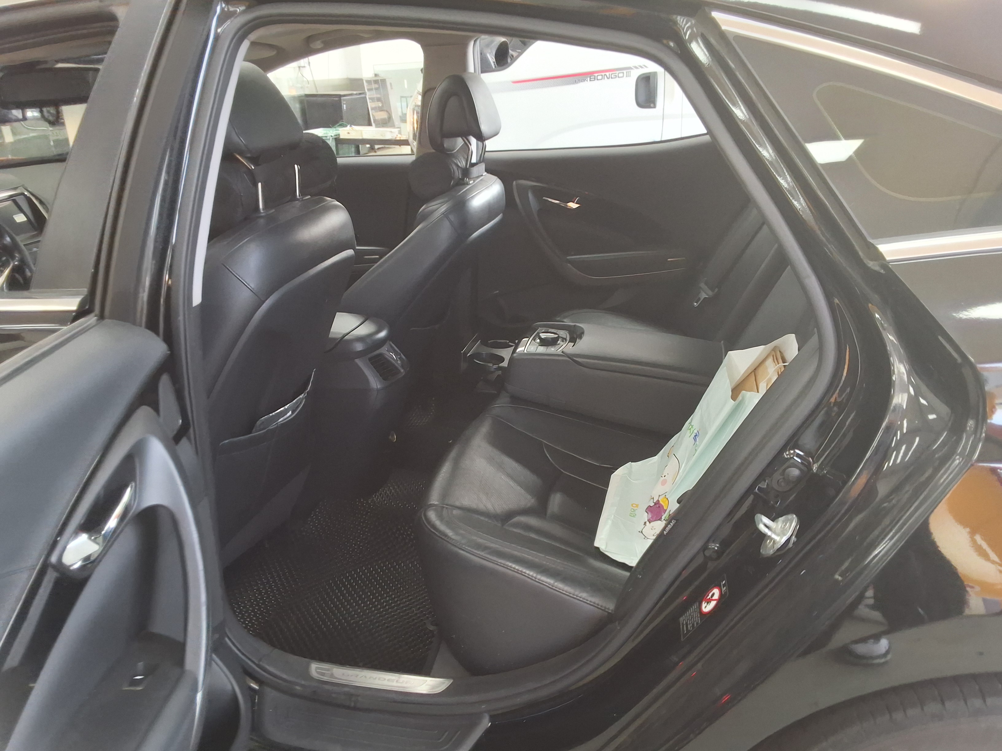 هيونداي جرانجر 2012 - صورة 11