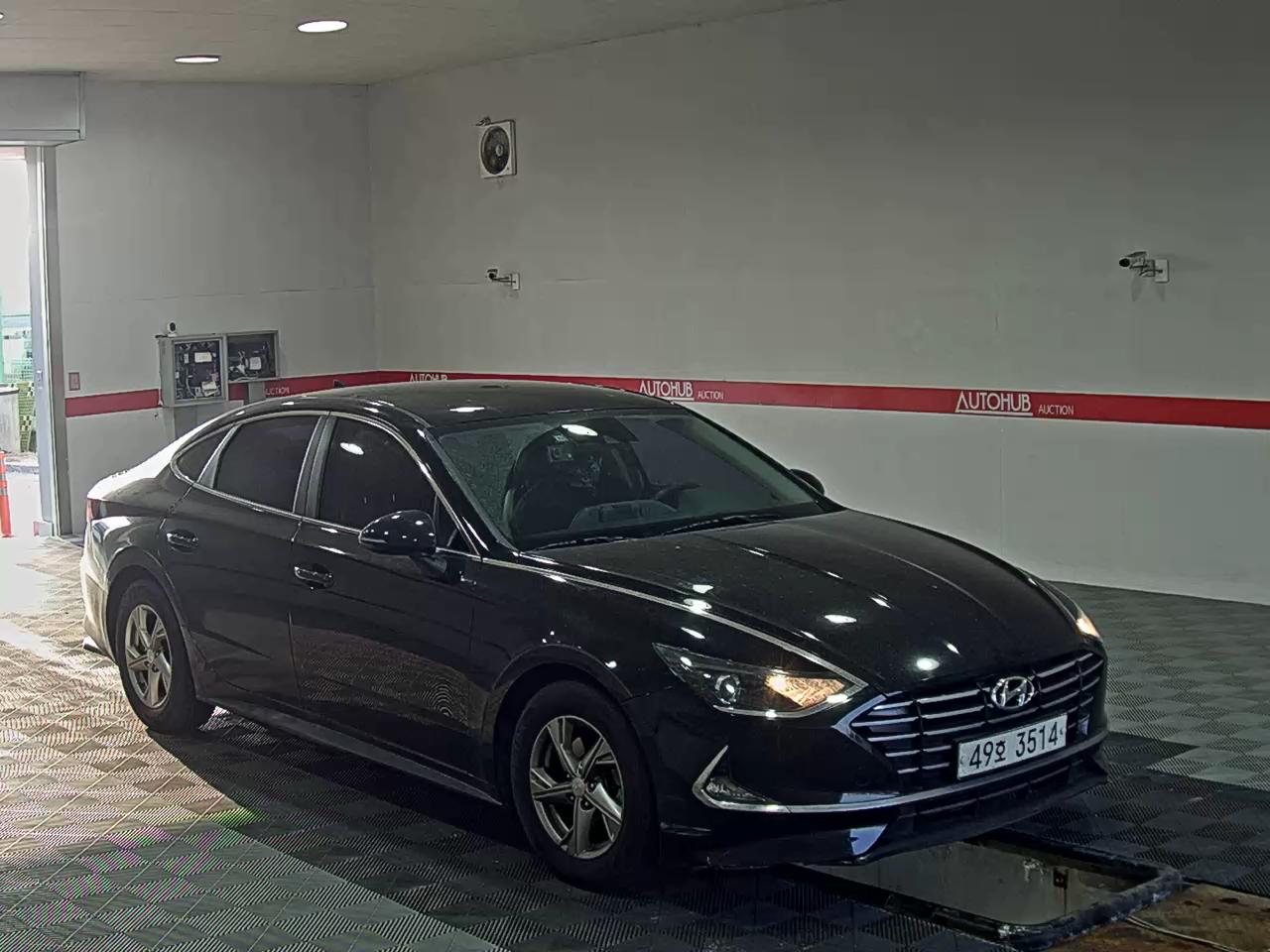 Hyundai Sonata 2020 - Image 2