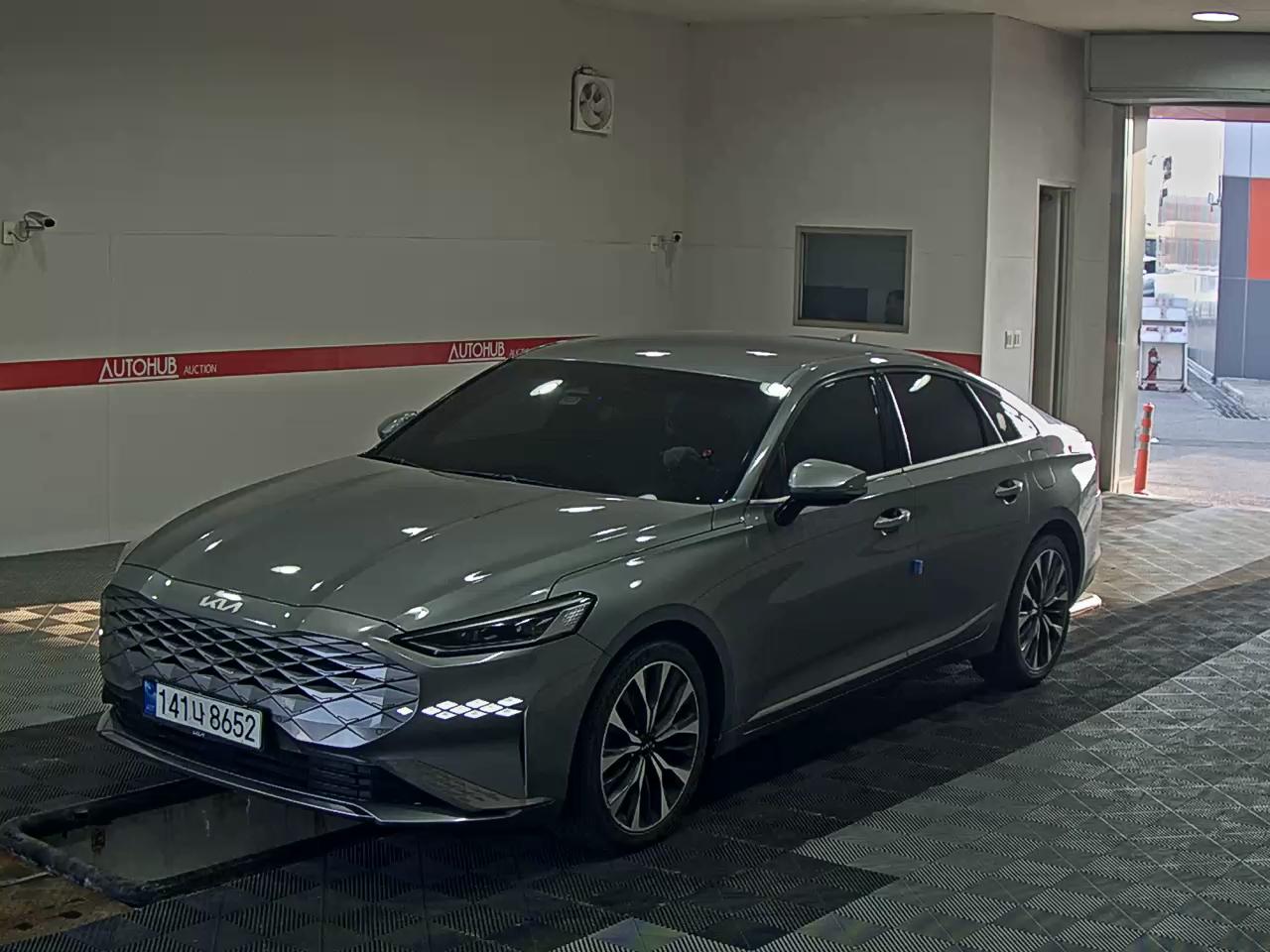 Kia K8