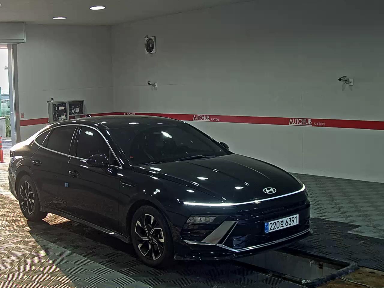 Hyundai Sonata 2024 - Image 2