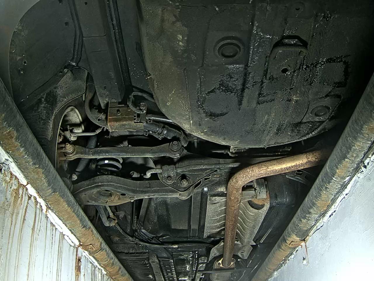 Hyundai YF Sonata - 7