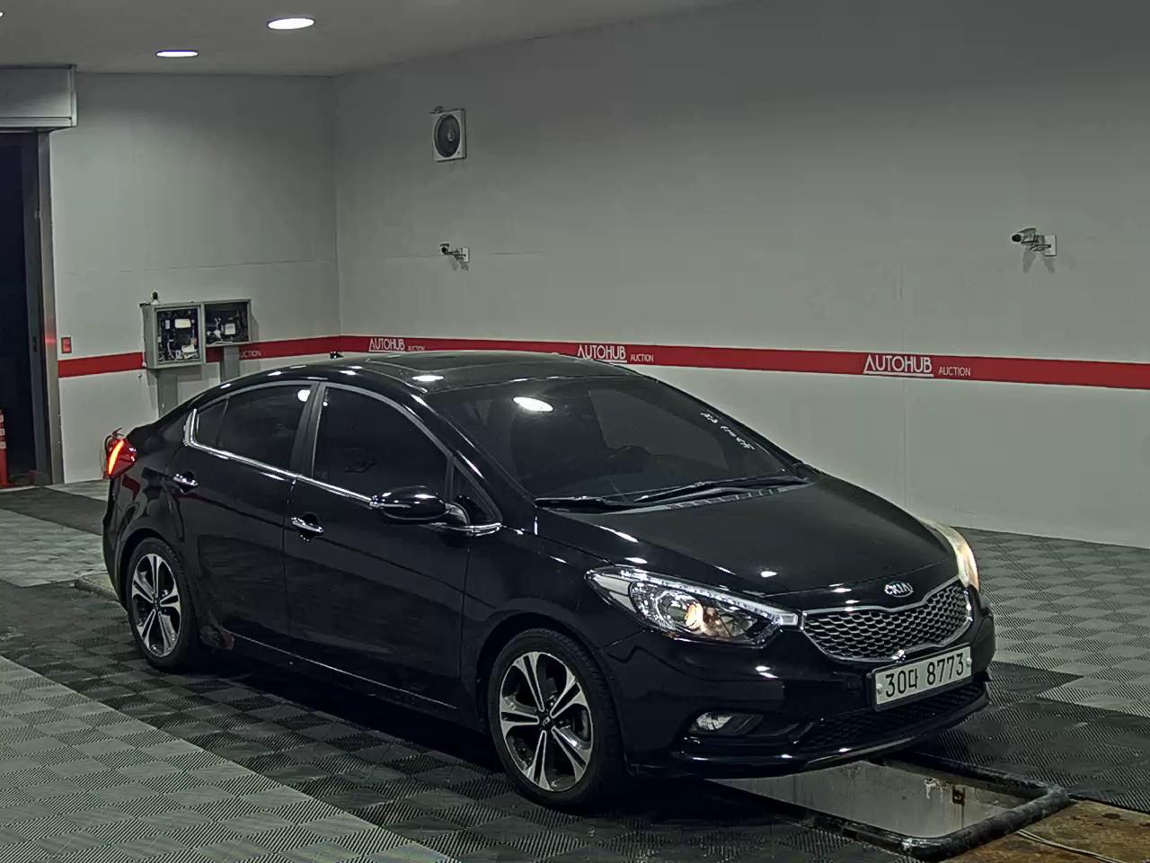 Kia K3 2013 - Image 2