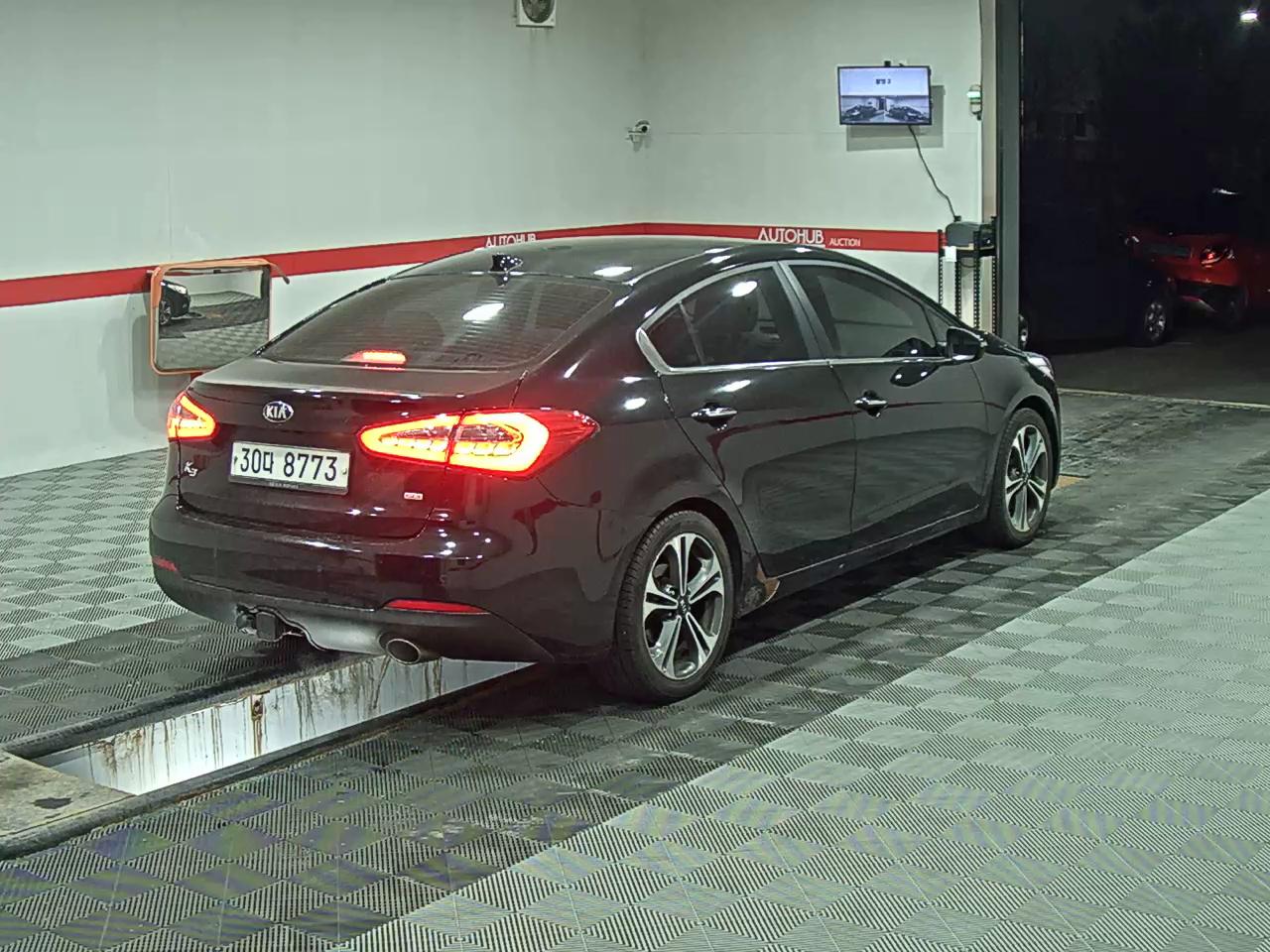 Kia K3 2013 - Image 4