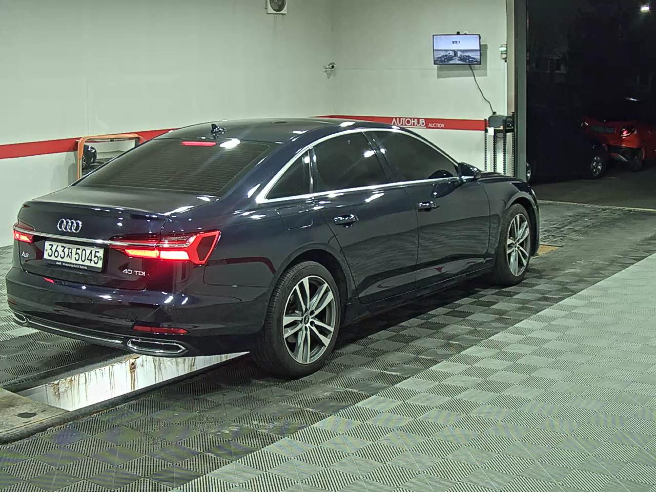 أودي A6 - 4