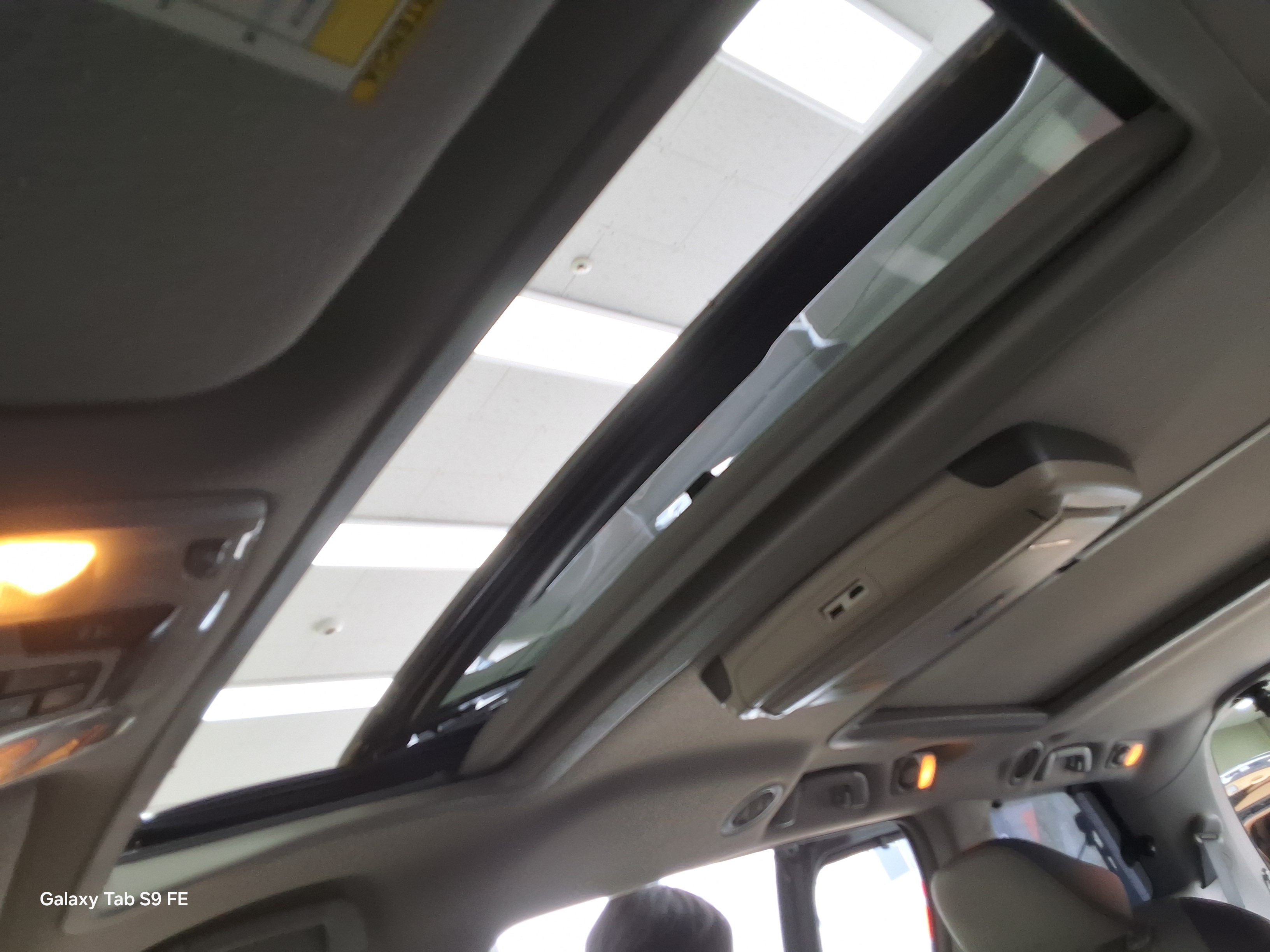 Toyota Sienna 2014 - Image 18
