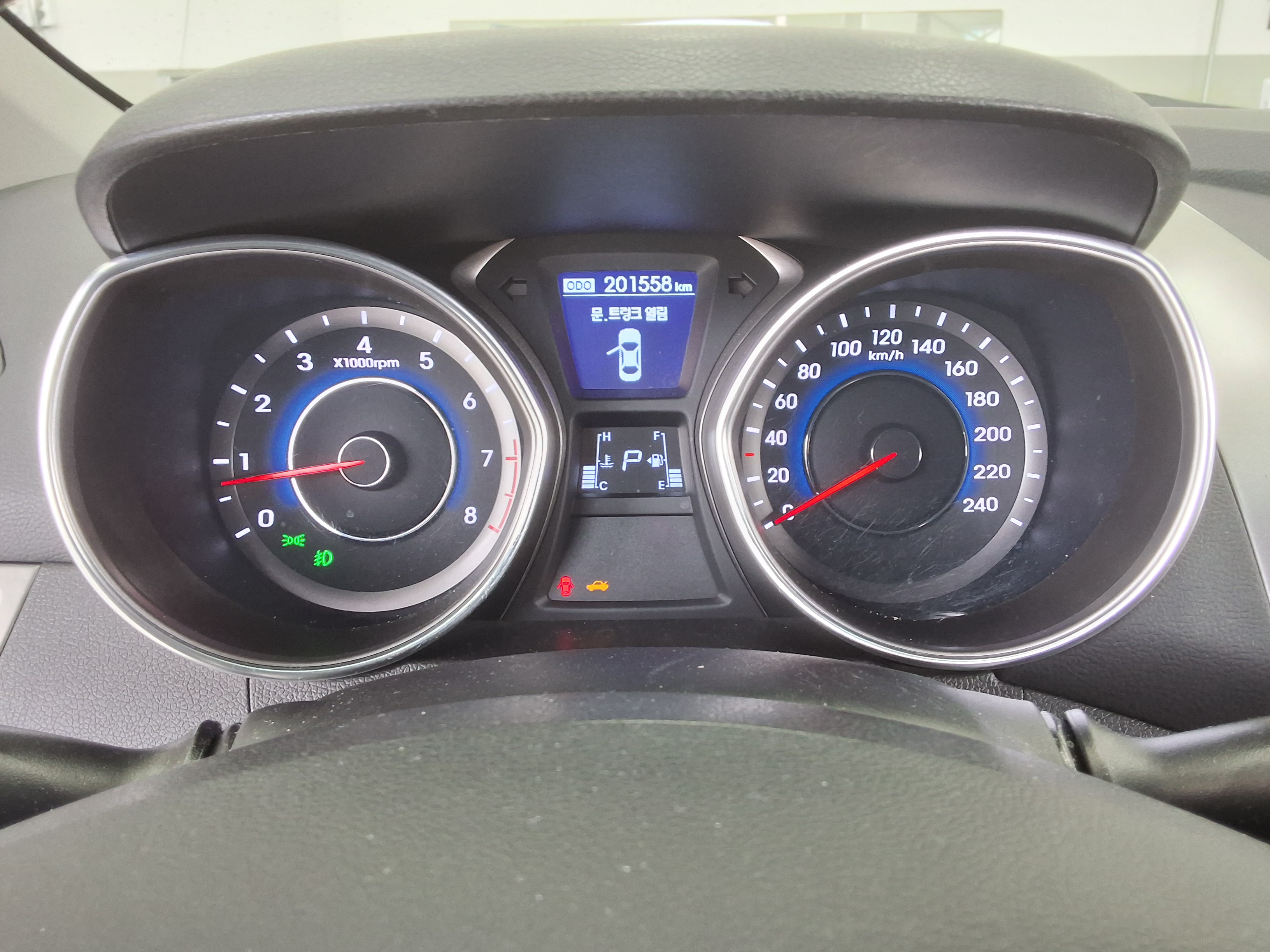 Hyundai Elantra 2013 - Image 8